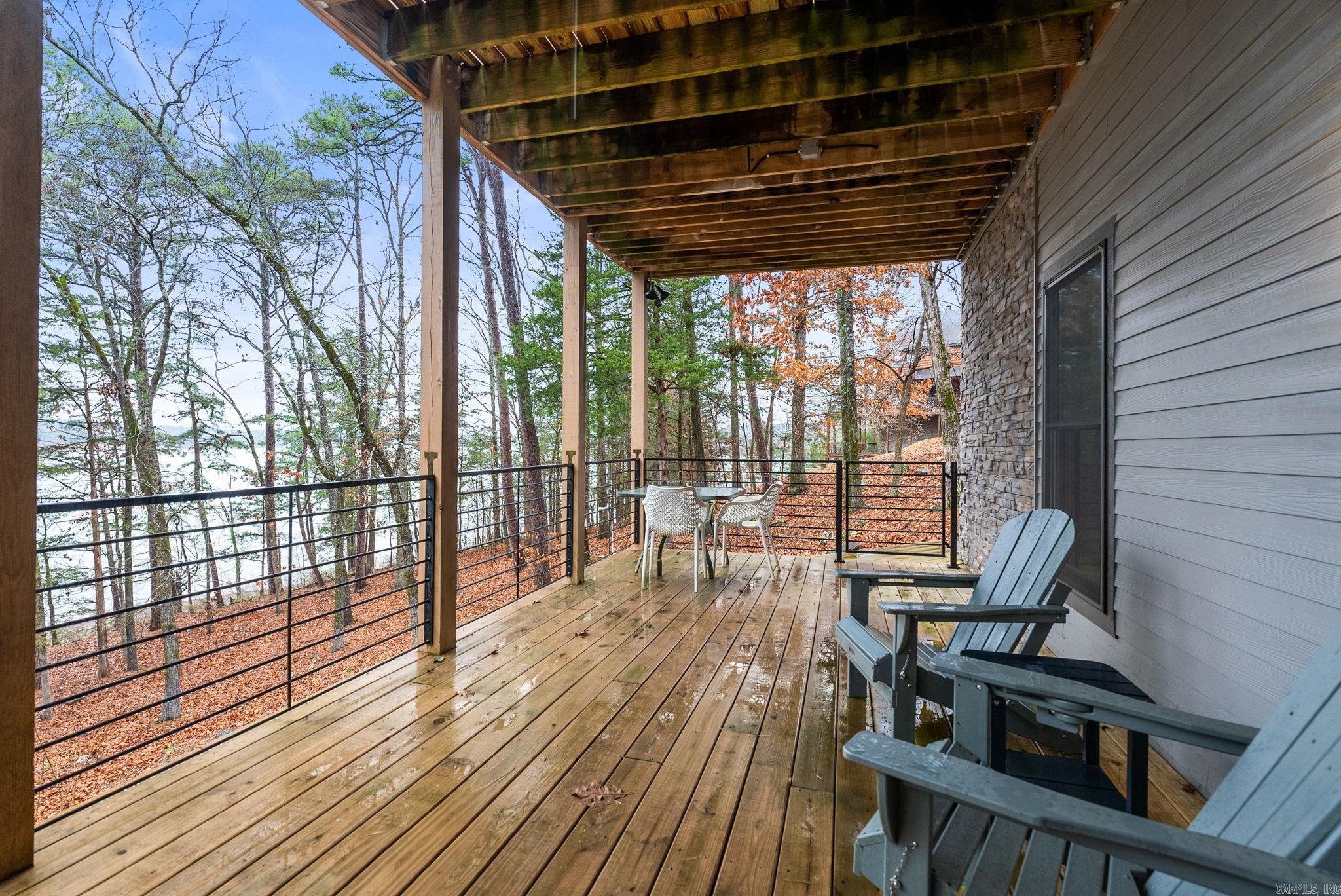 4299 Lake Drive  Clinton, AR