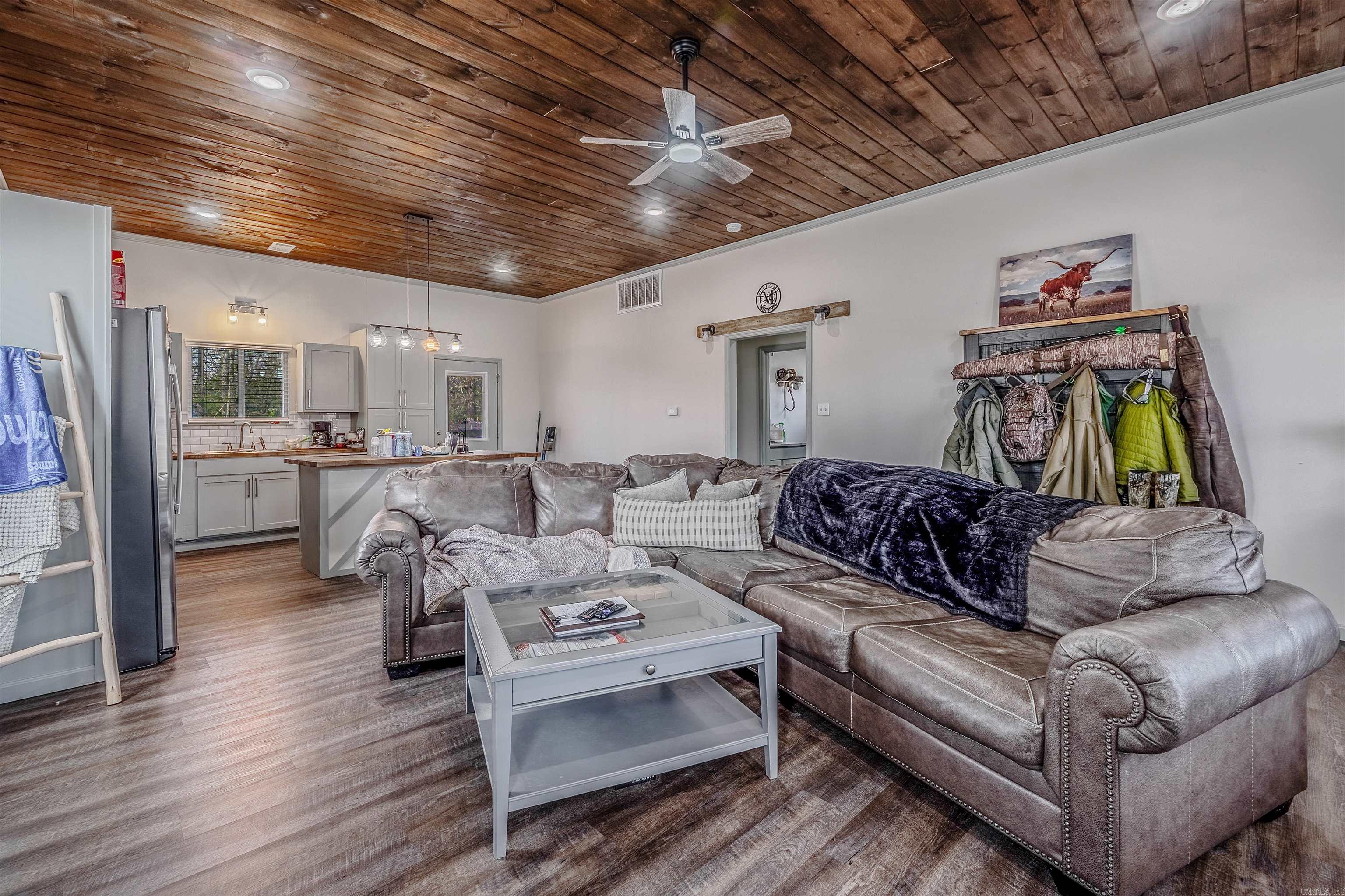 1902 E Republican  Cabot, AR