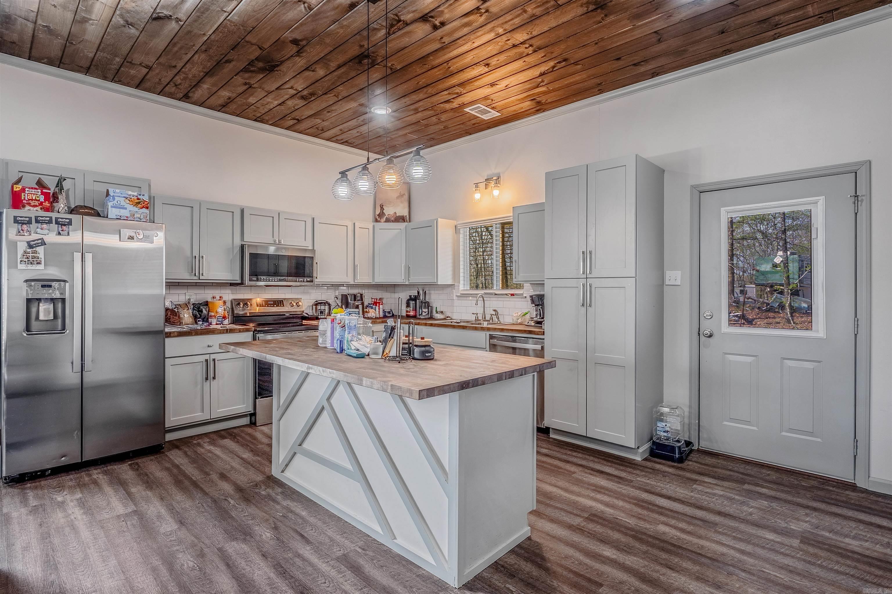 1902 E Republican  Cabot, AR