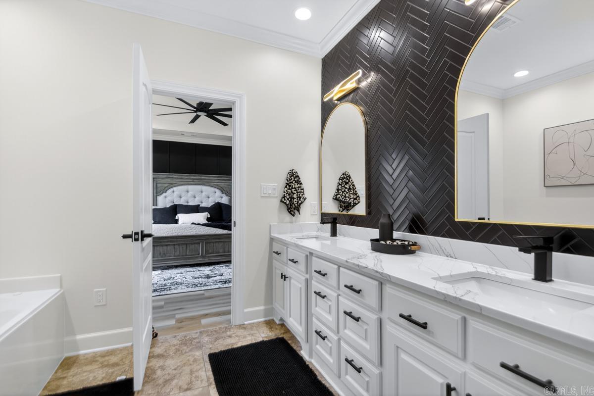 210 Rosewood Valley  Cabot, AR