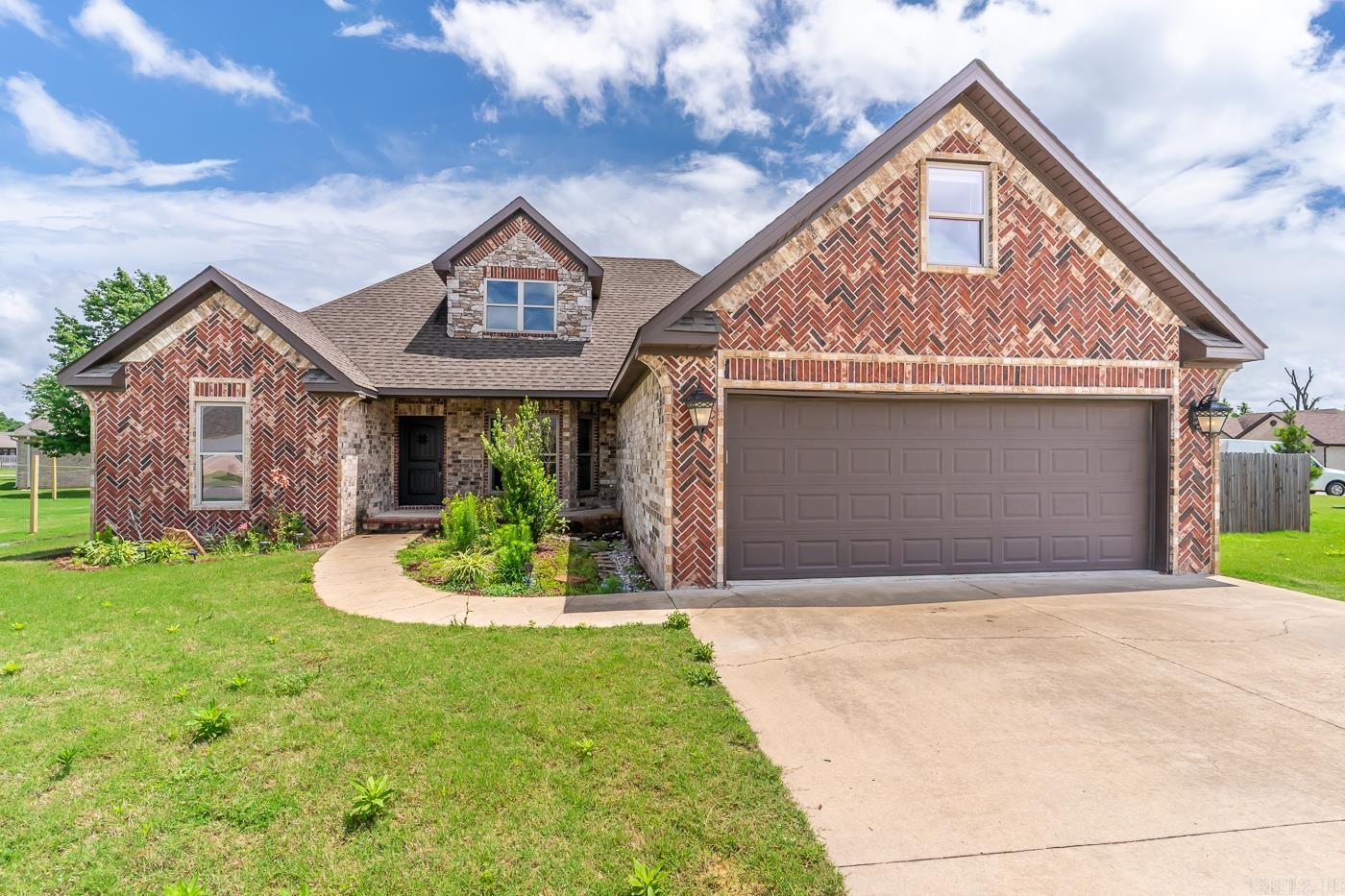 216 Hollis  Bono, AR