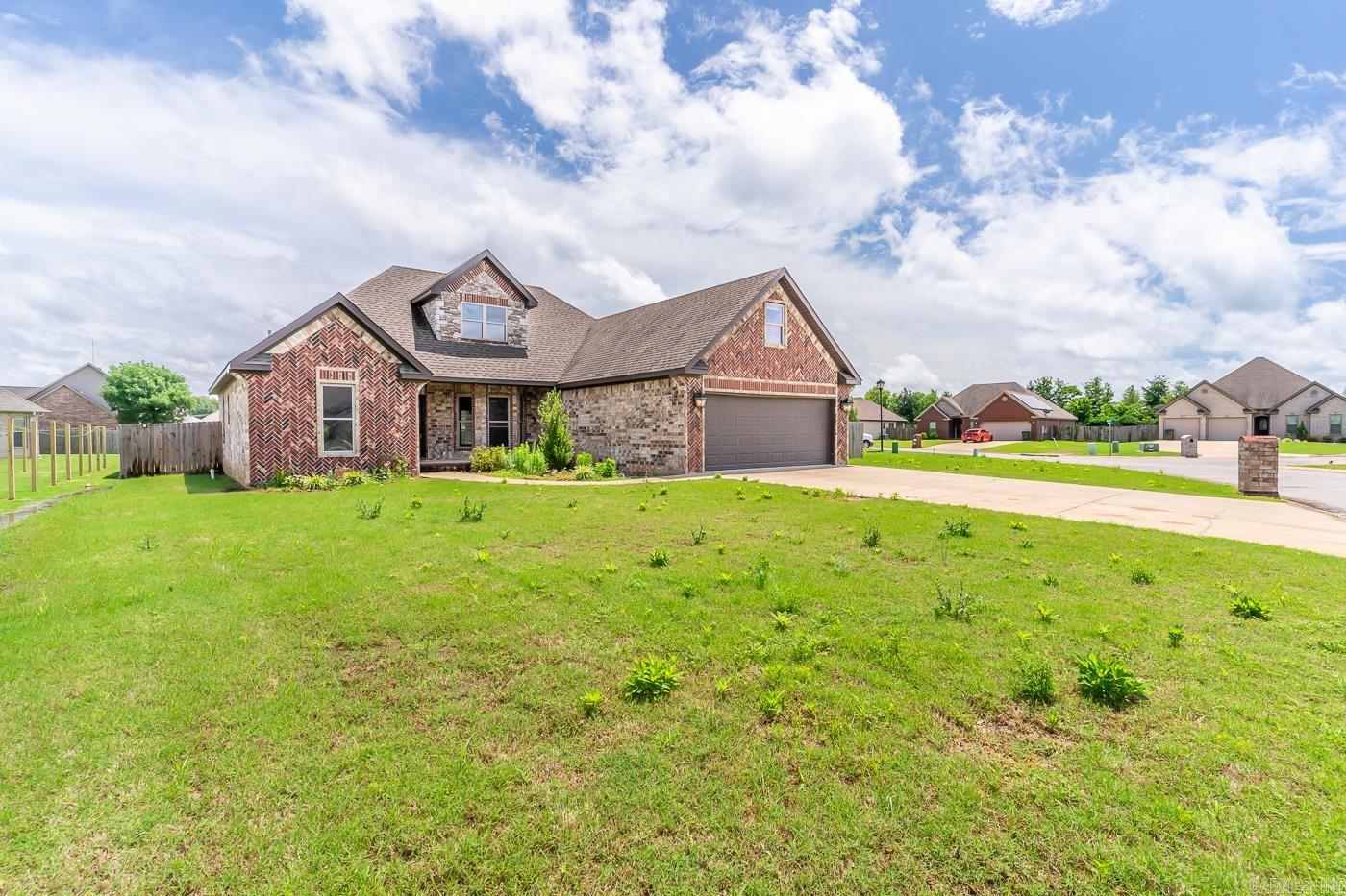 216 Hollis  Bono, AR
