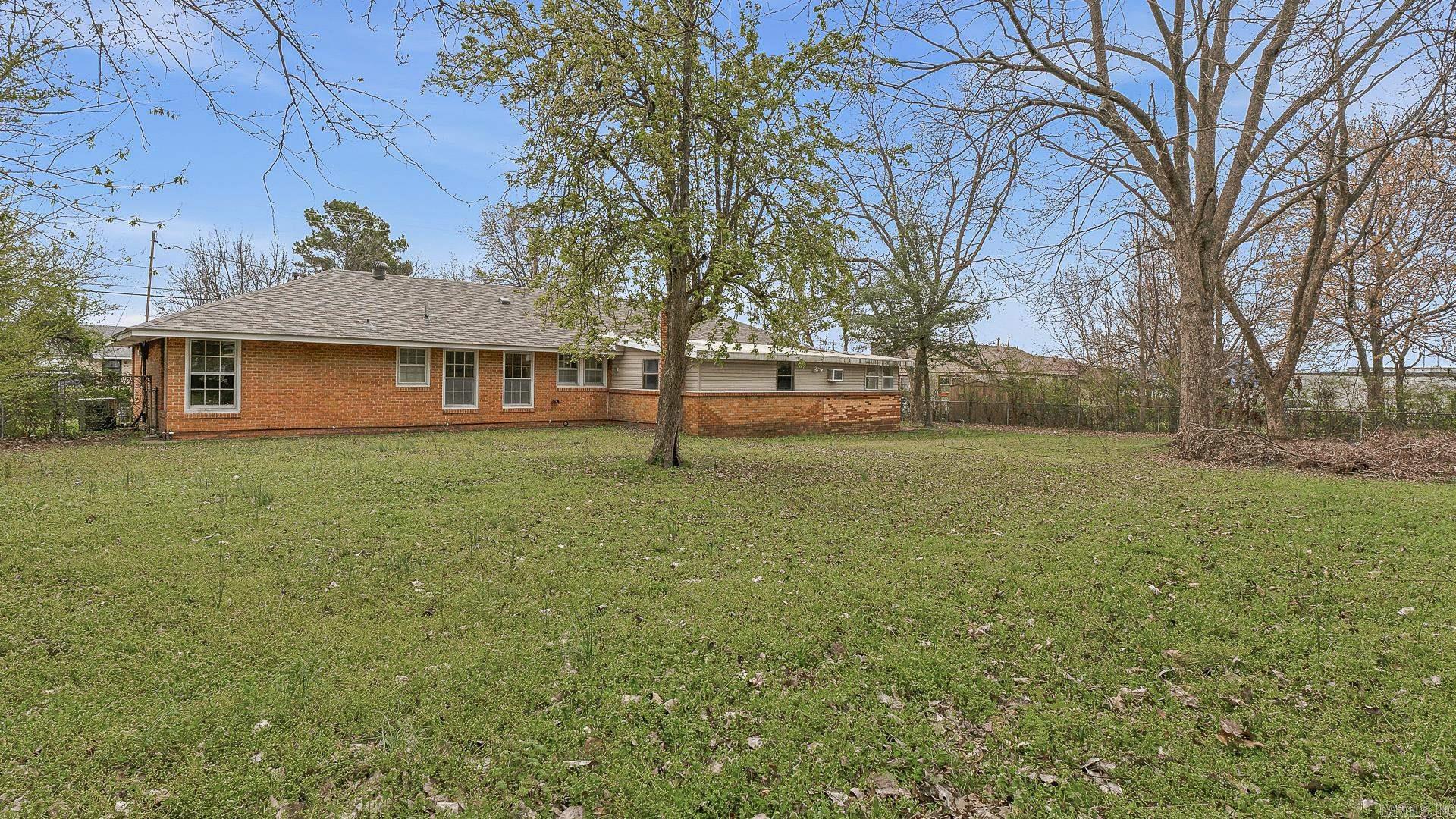 1319 Pardew  Jonesboro, AR