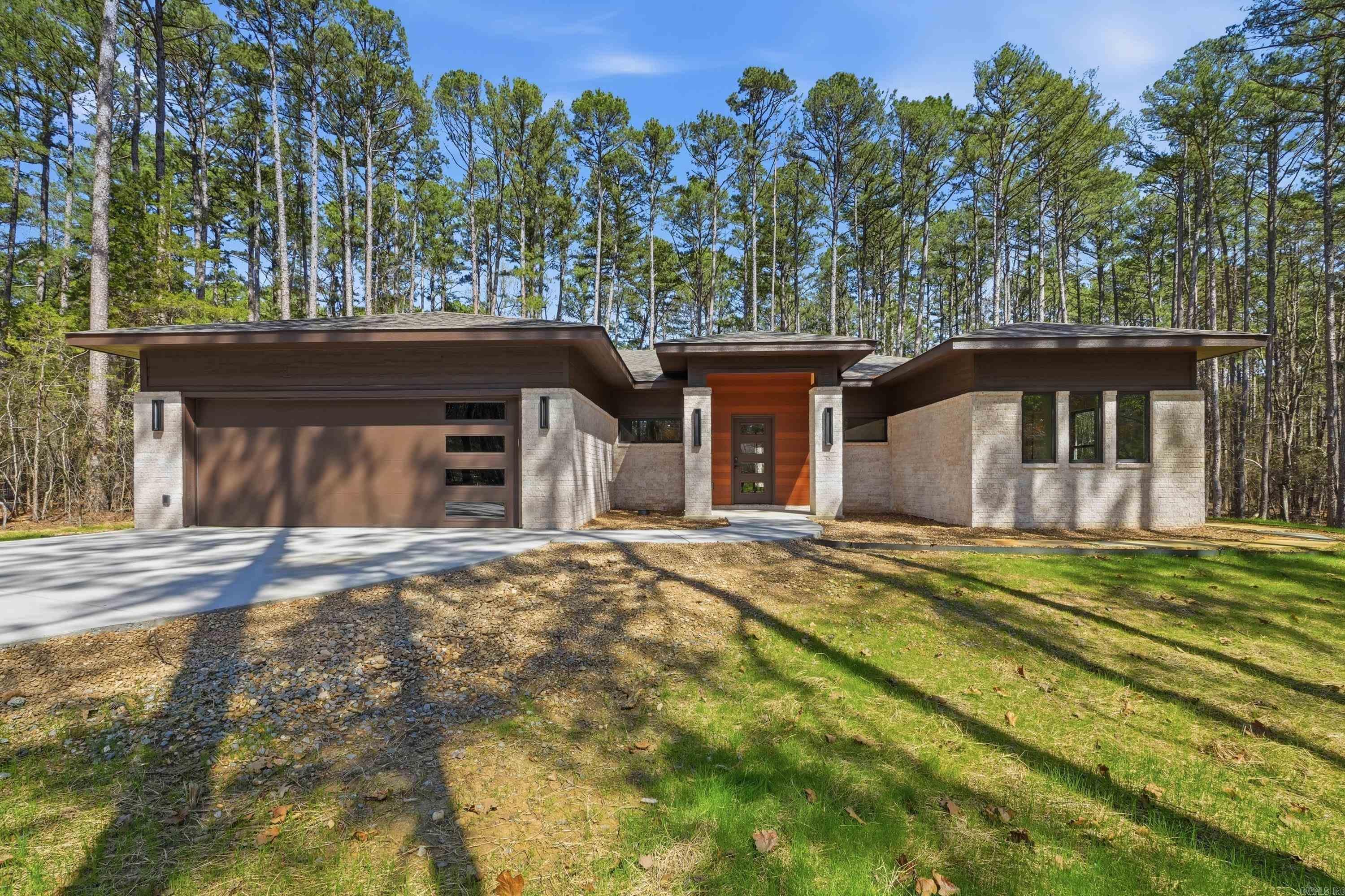 111 Santa Lucia  Fairfield Bay, AR