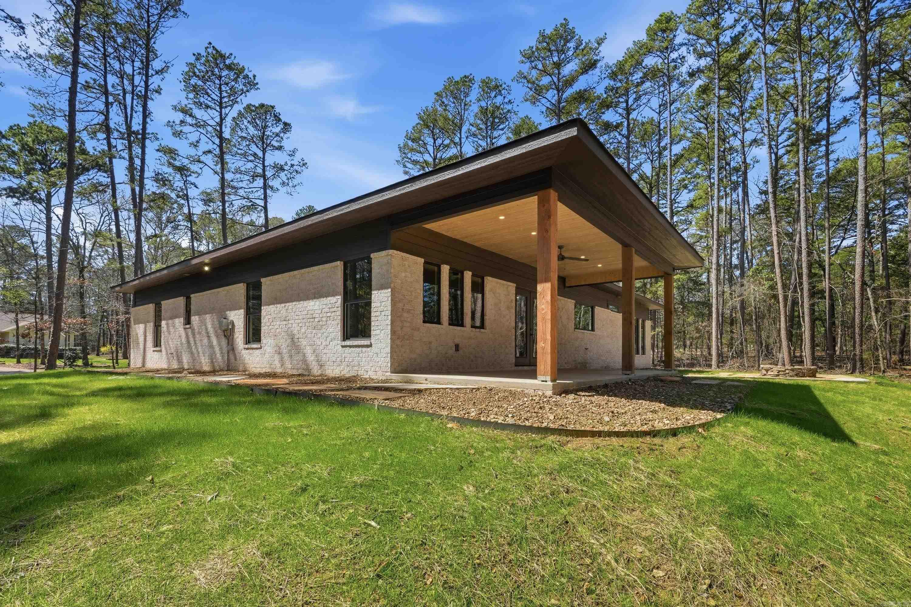 111 Santa Lucia  Fairfield Bay, AR