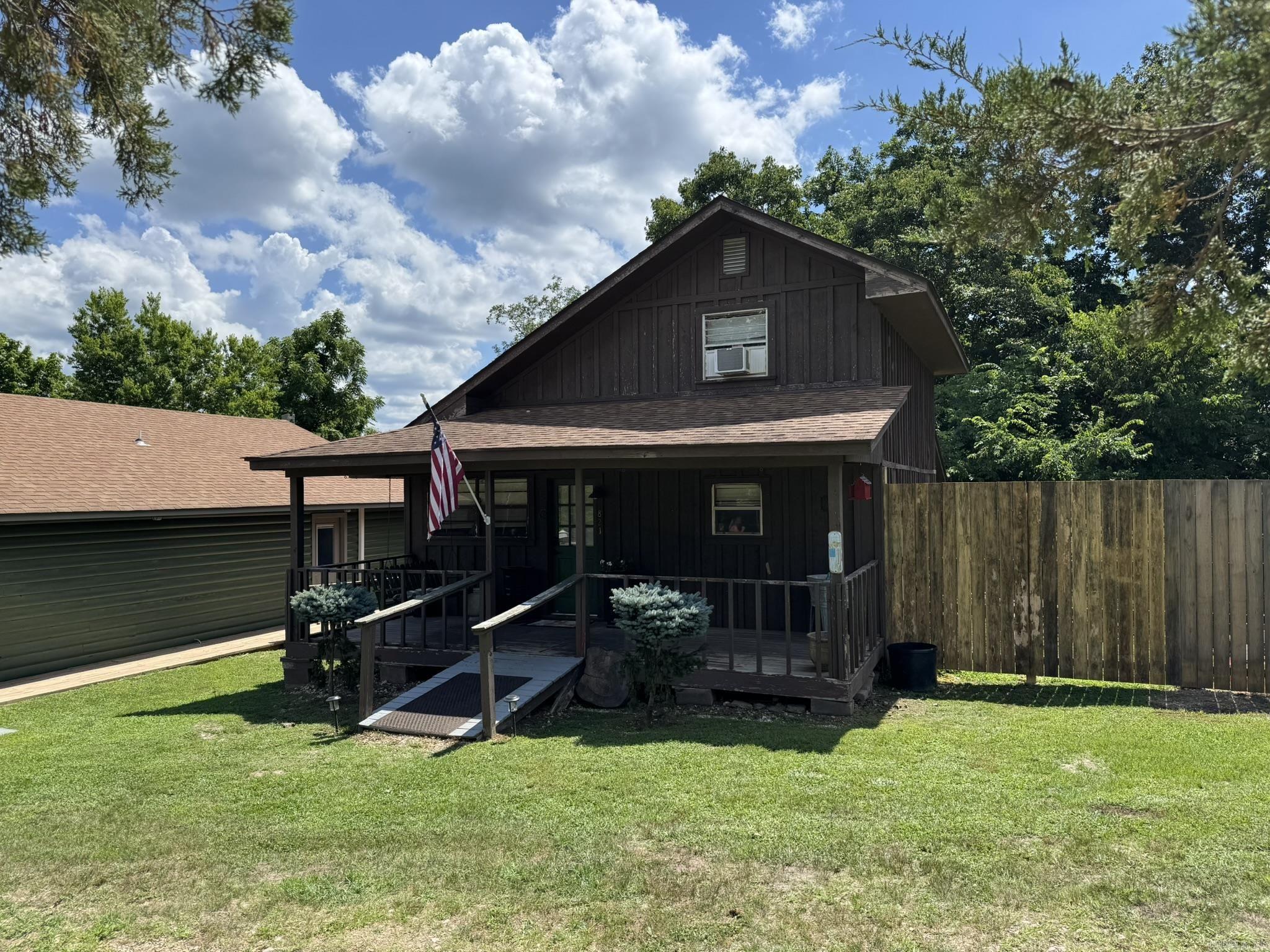 821 W Hwy 14  Harriet, AR