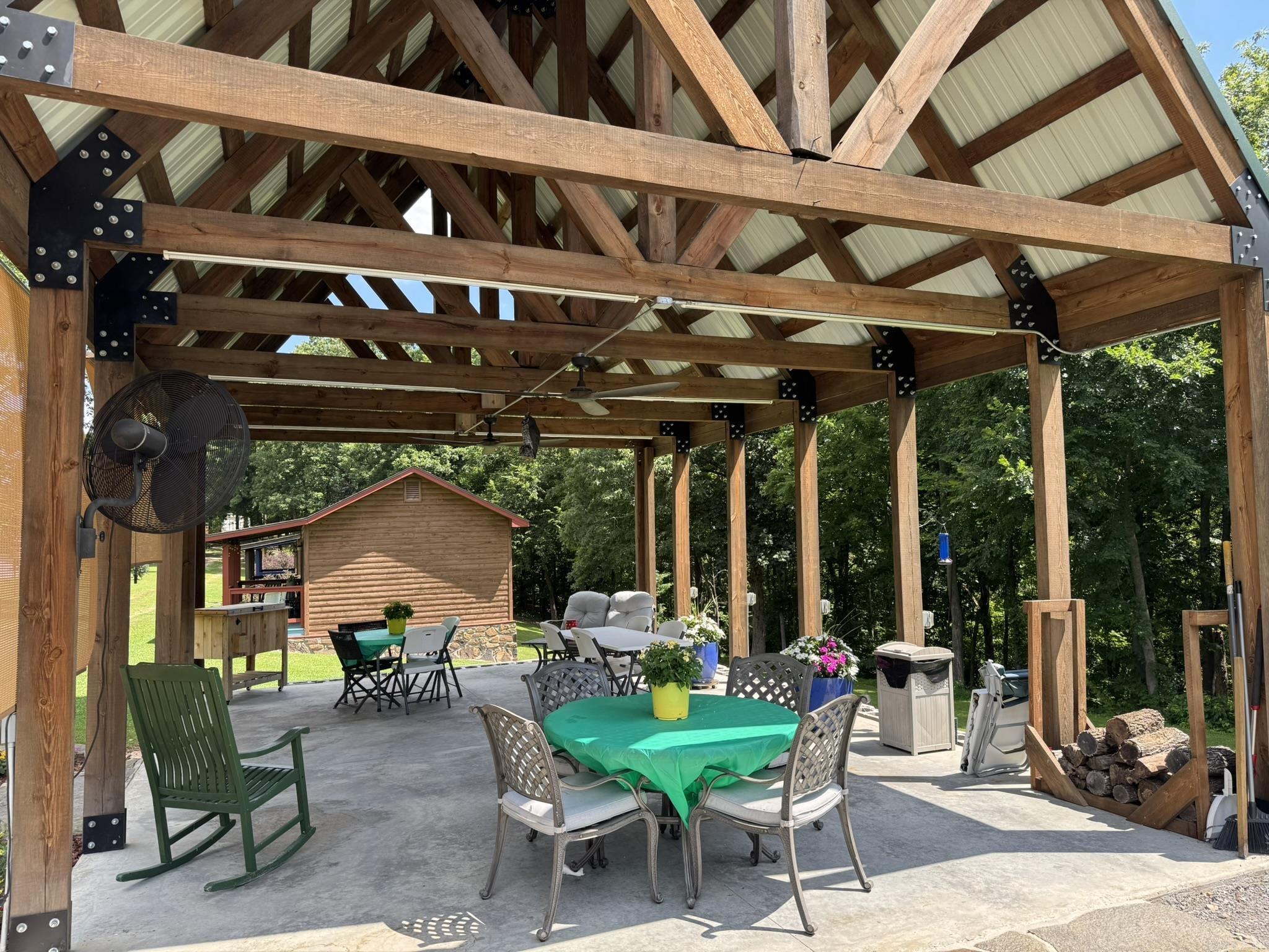 821 W Hwy 14  Harriet, AR