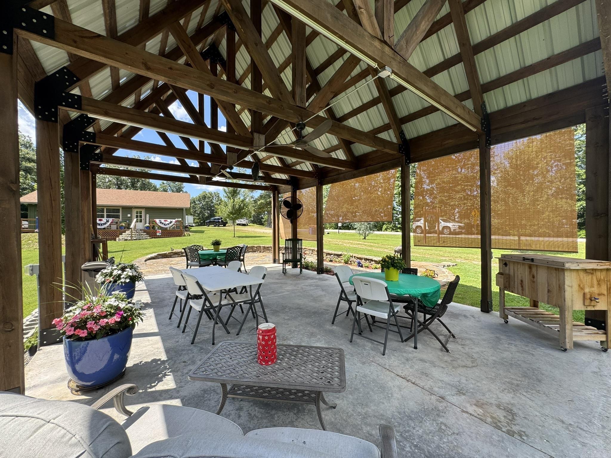 821 W Hwy 14  Harriet, AR