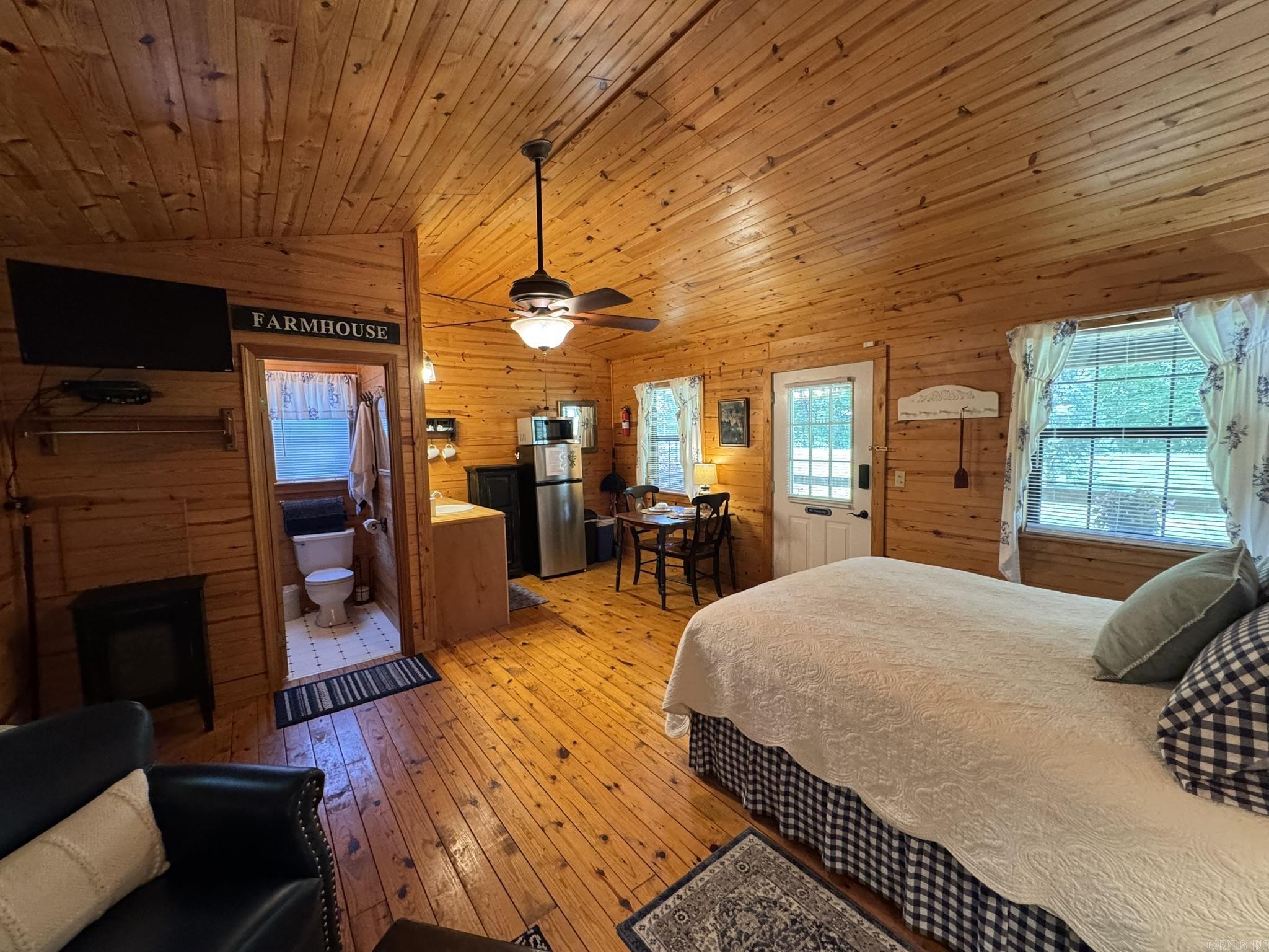 821 W Hwy 14  Harriet, AR