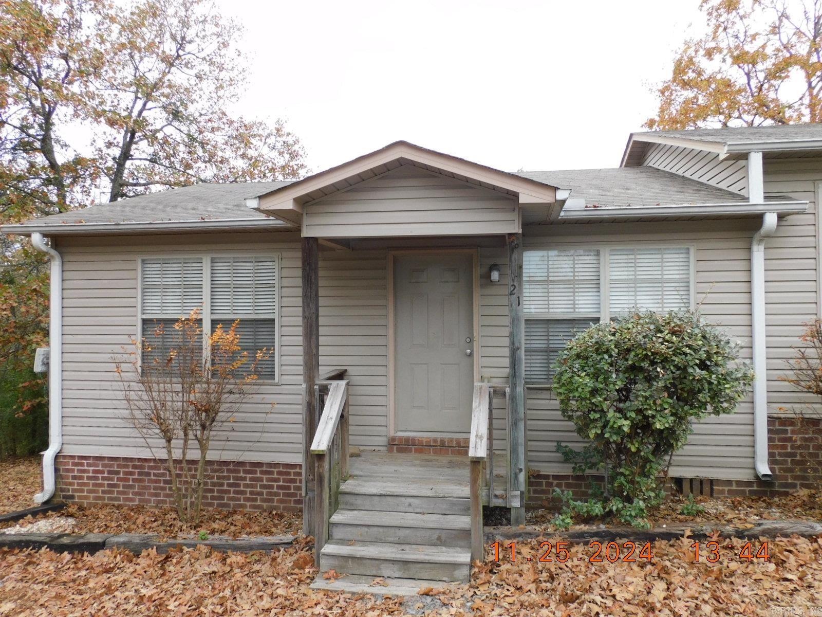 21 Thorn Cemetery Road  Greenbrier, AR