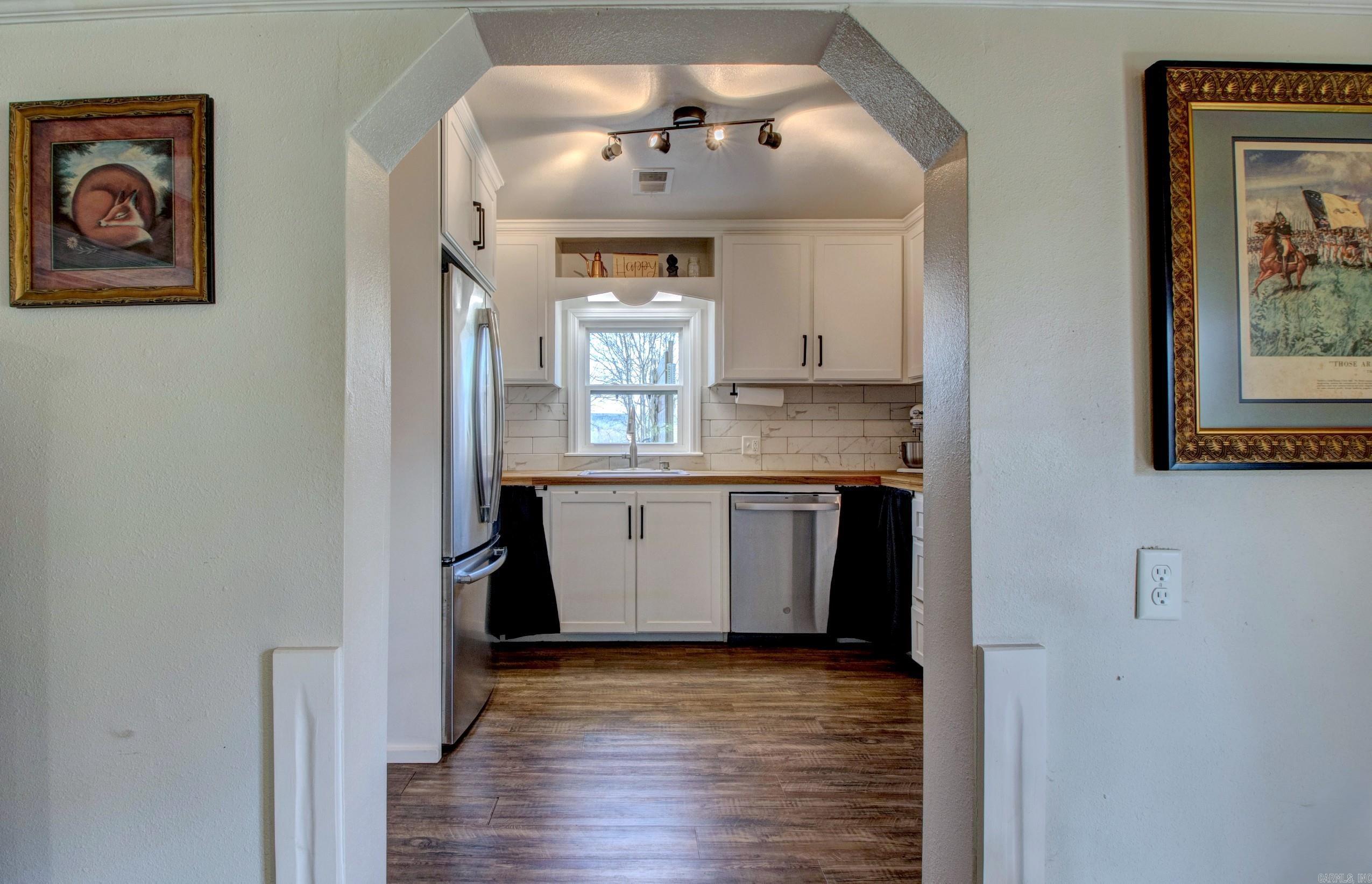 16601 West Road  Roland, AR