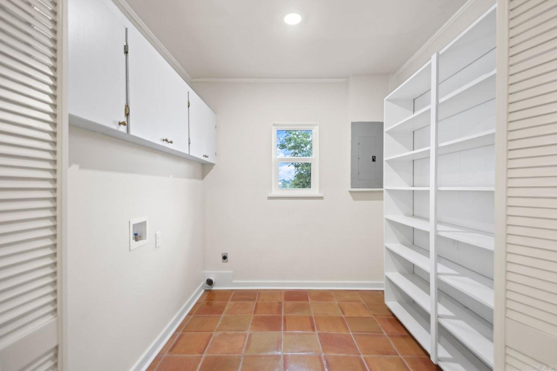 111 N 1st Street  Benton, AR