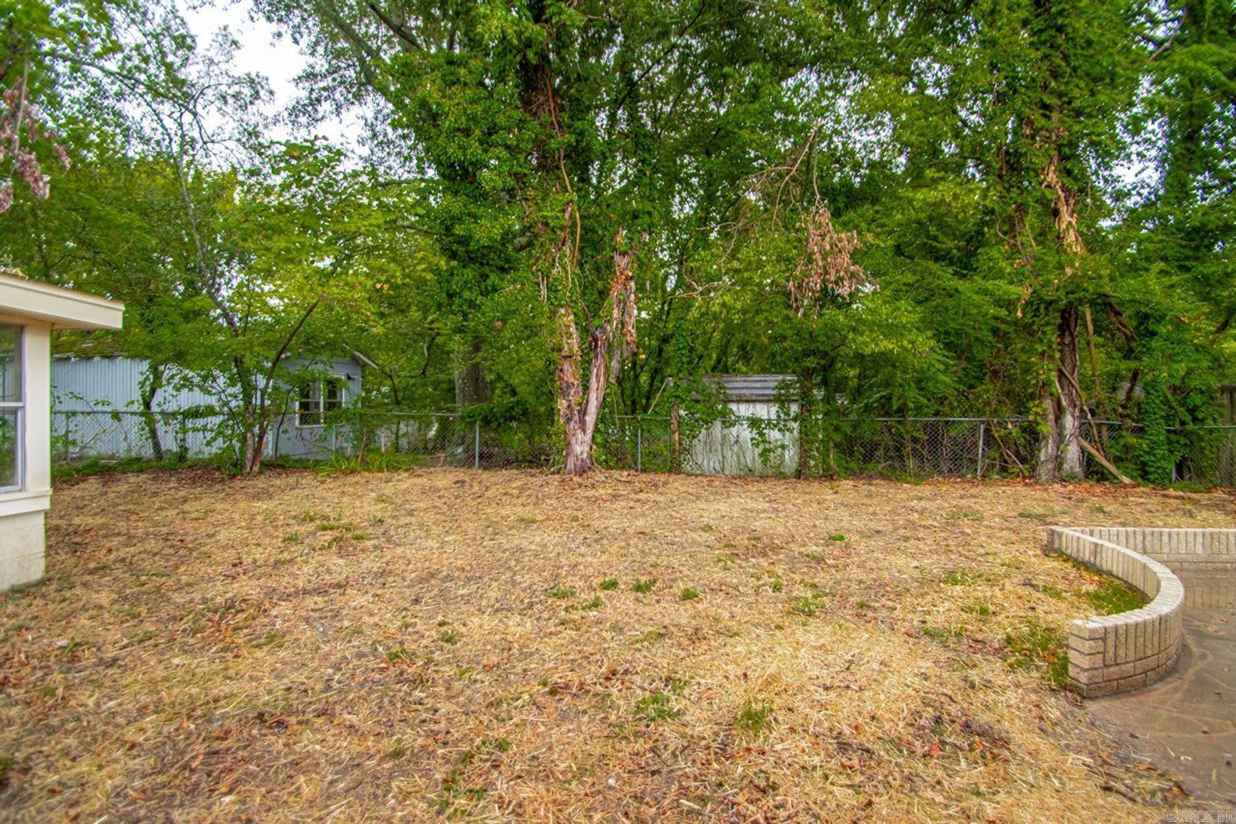 111 N 1st Street  Benton, AR