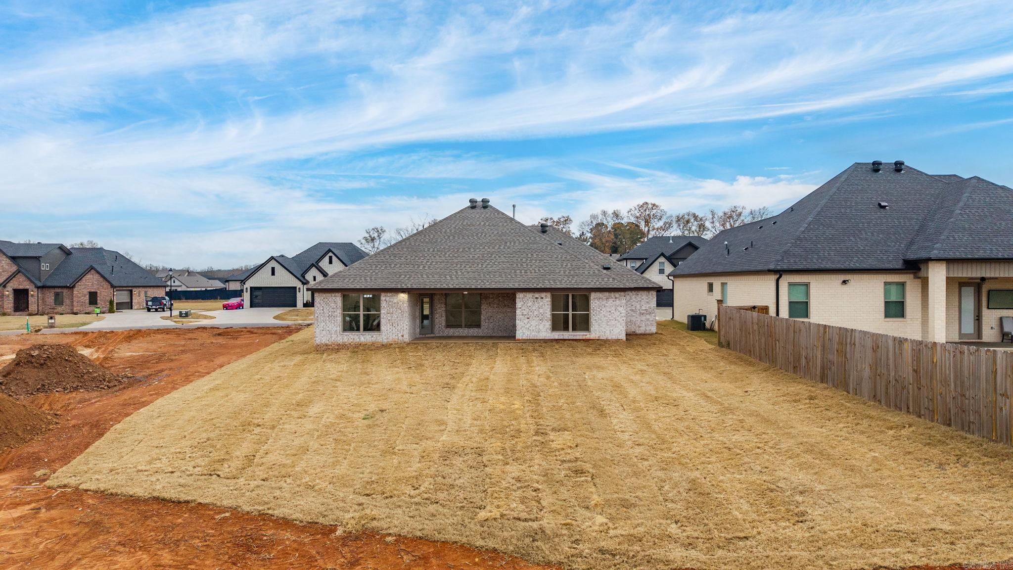 71 Corniche Cove  Maumelle, AR