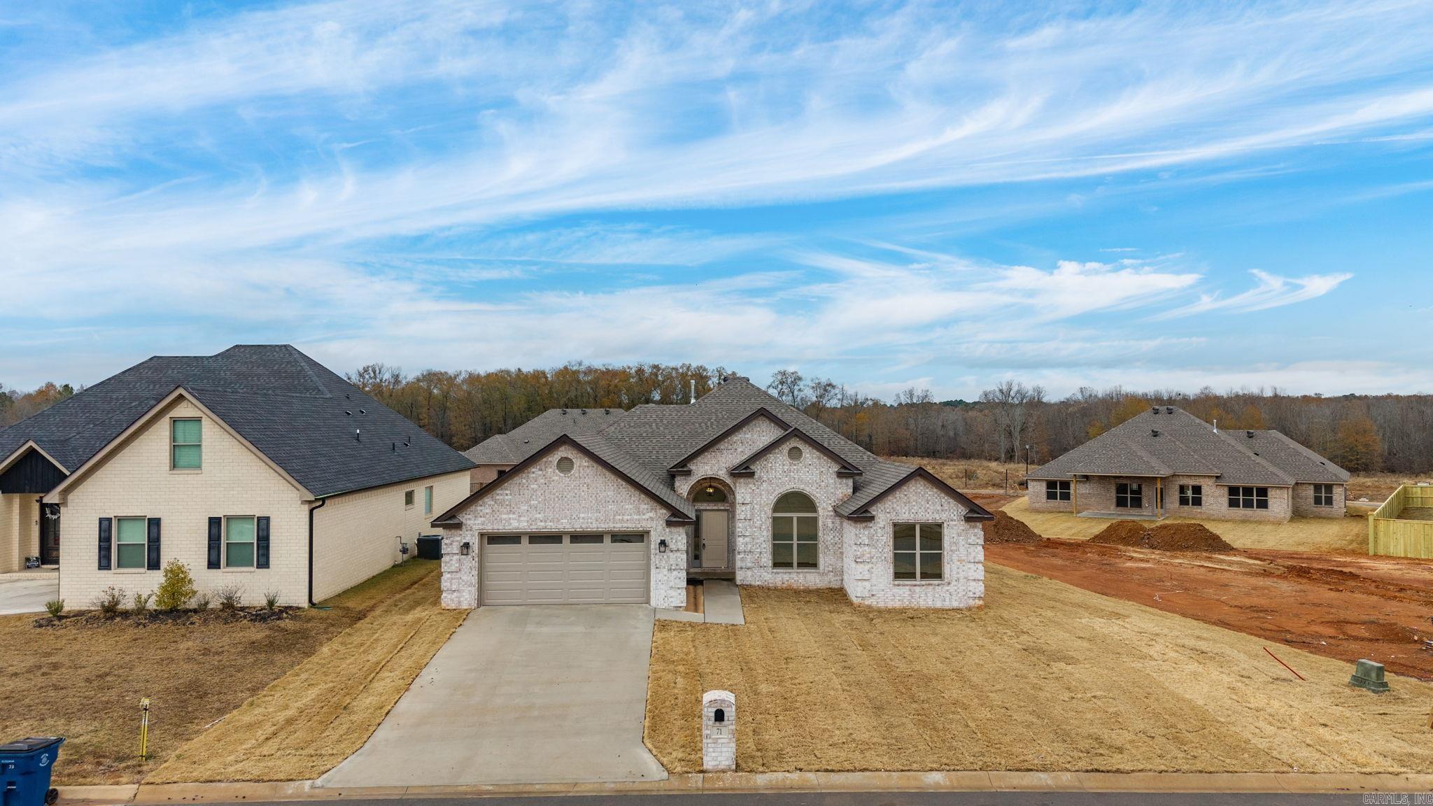 71 Corniche Cove  Maumelle, AR