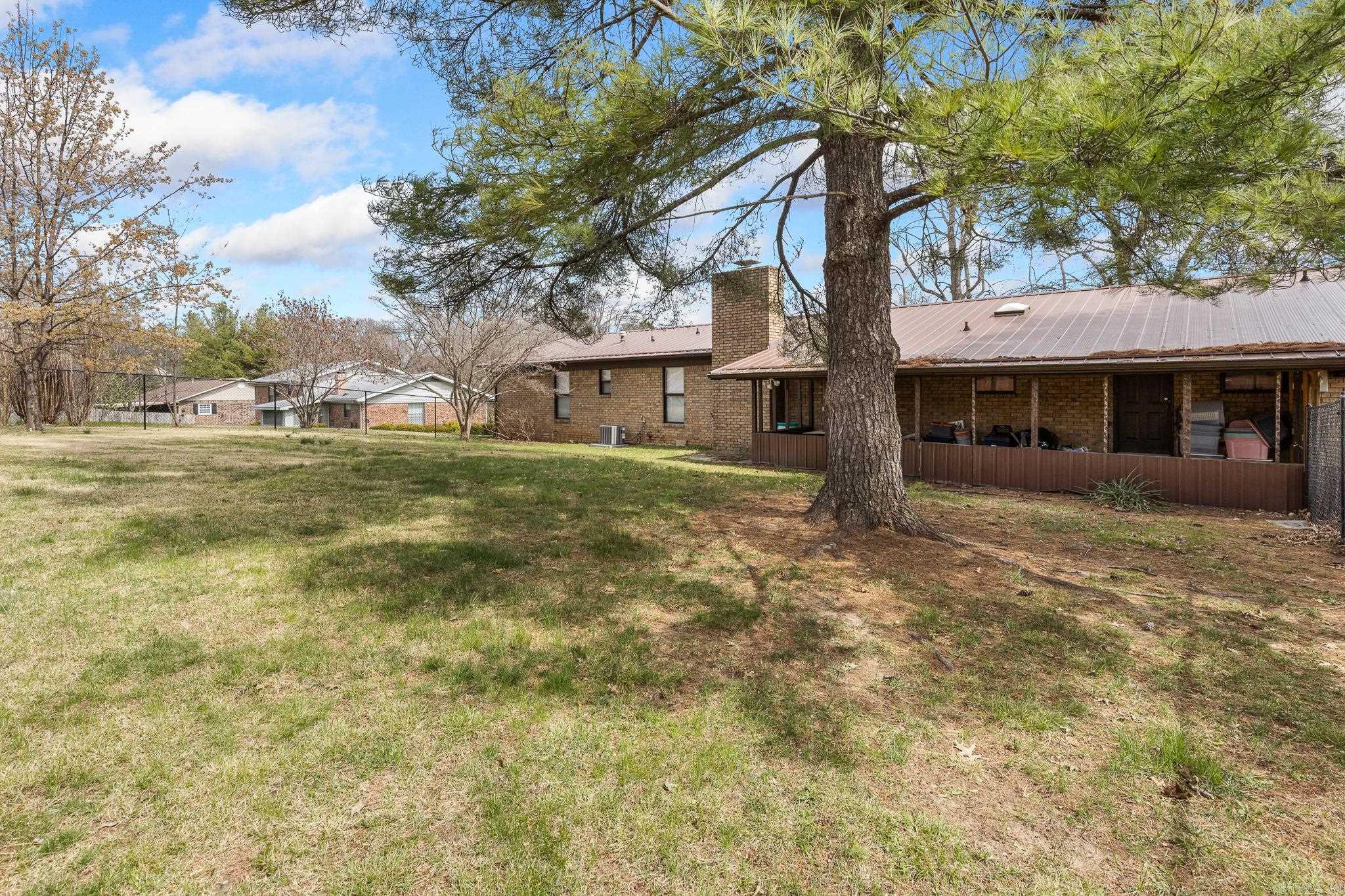 402 Tamarind  Harrison, AR