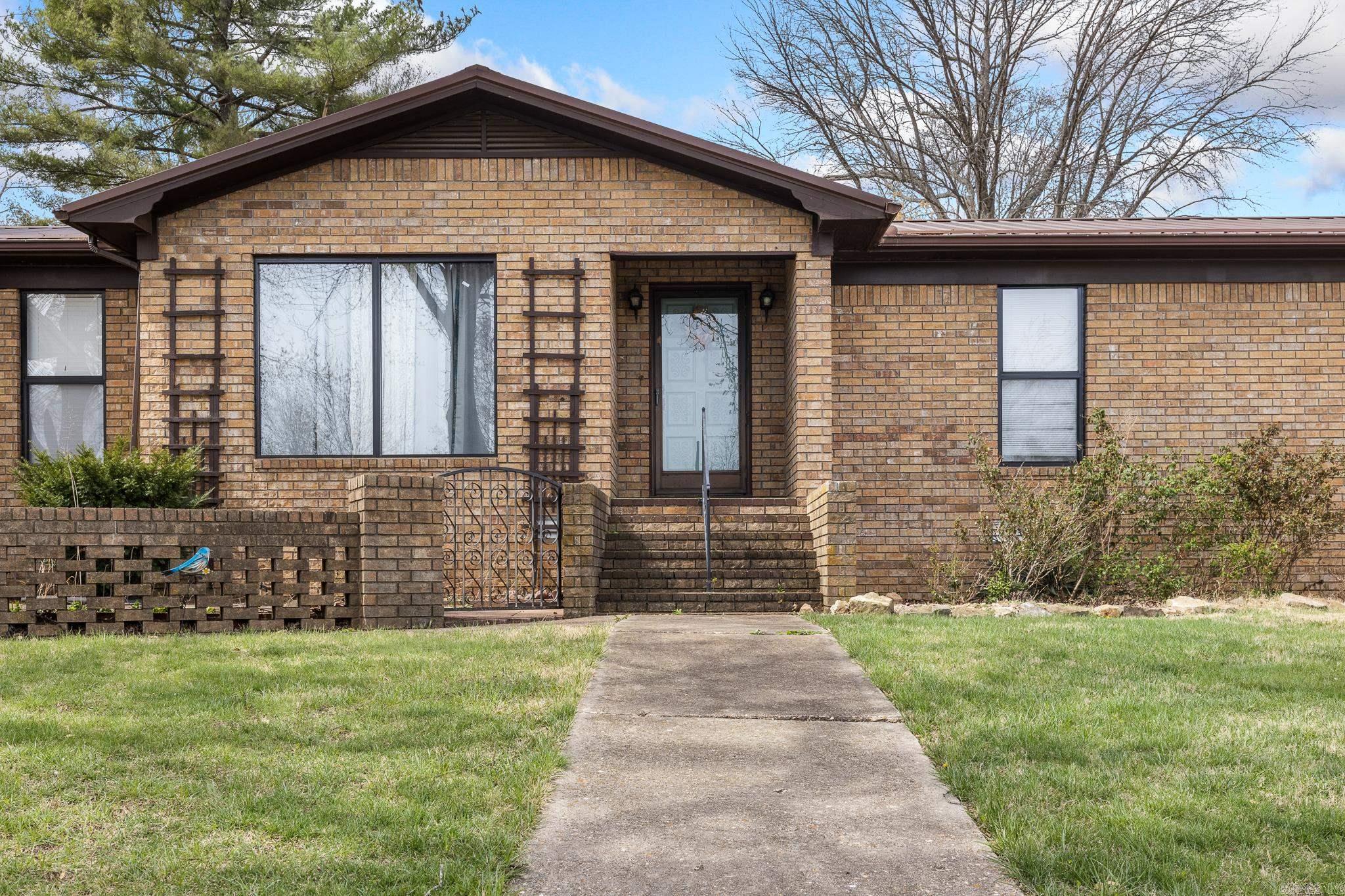 402 Tamarind  Harrison, AR