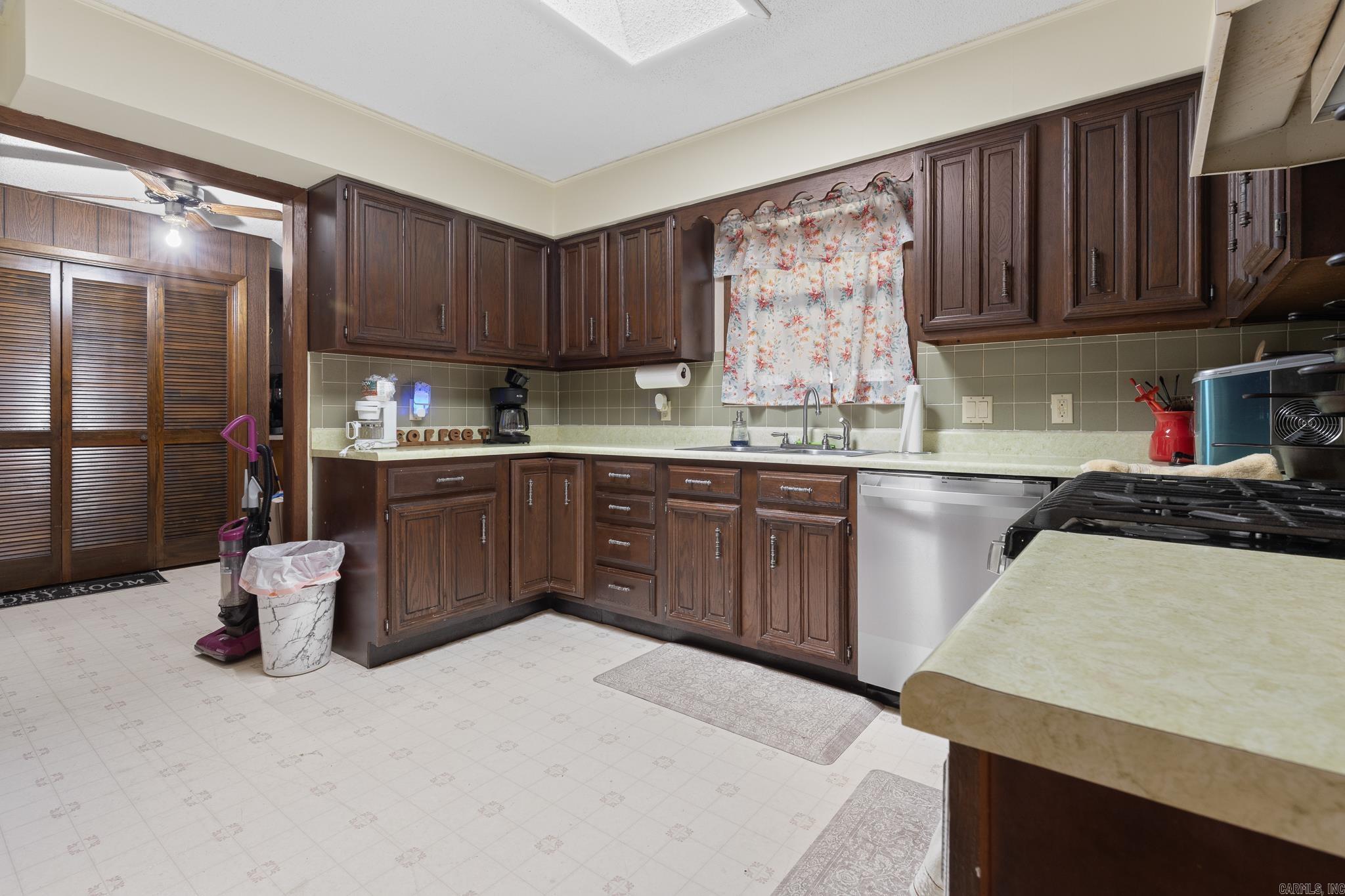 402 Tamarind  Harrison, AR