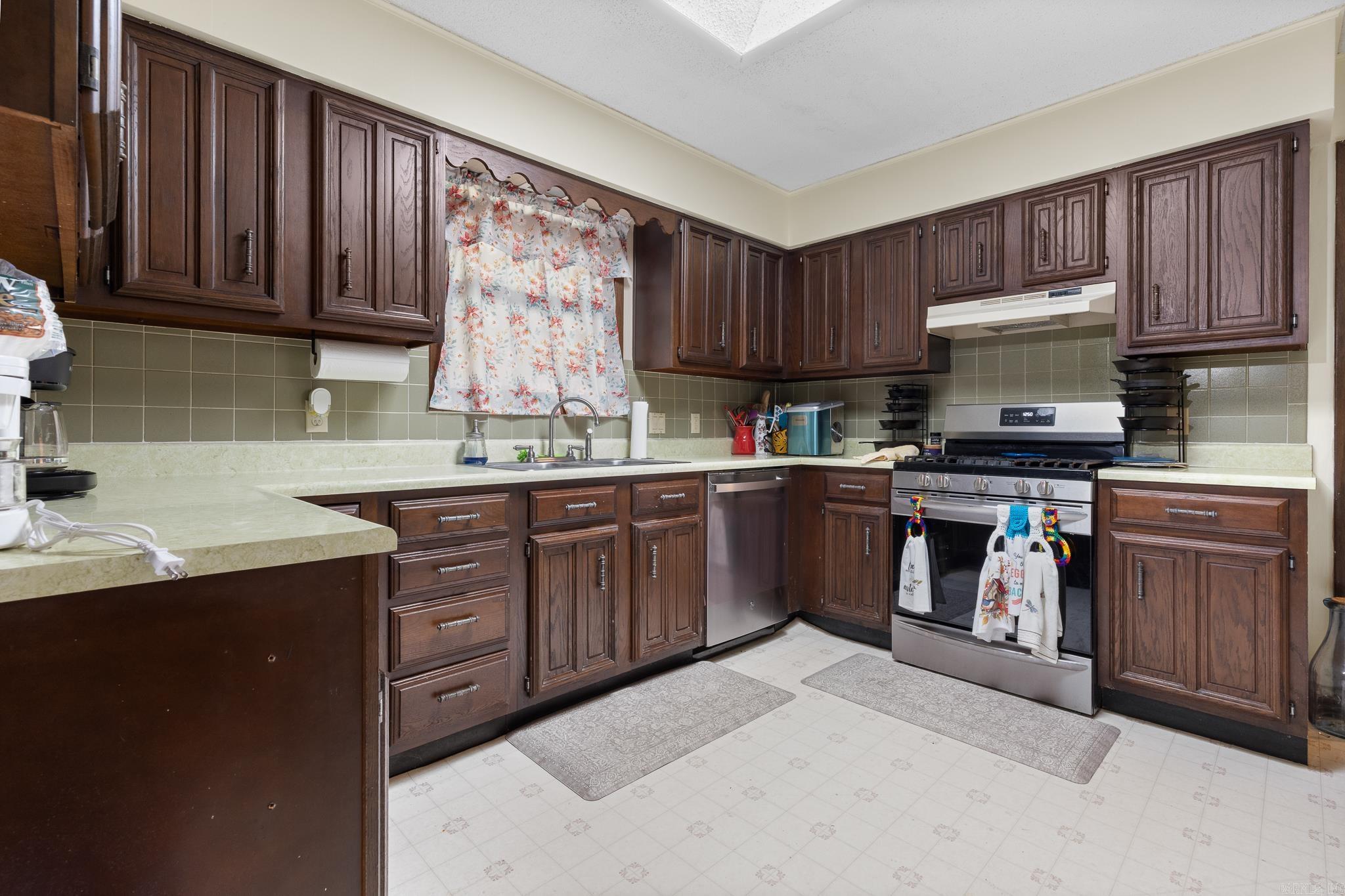 402 Tamarind  Harrison, AR