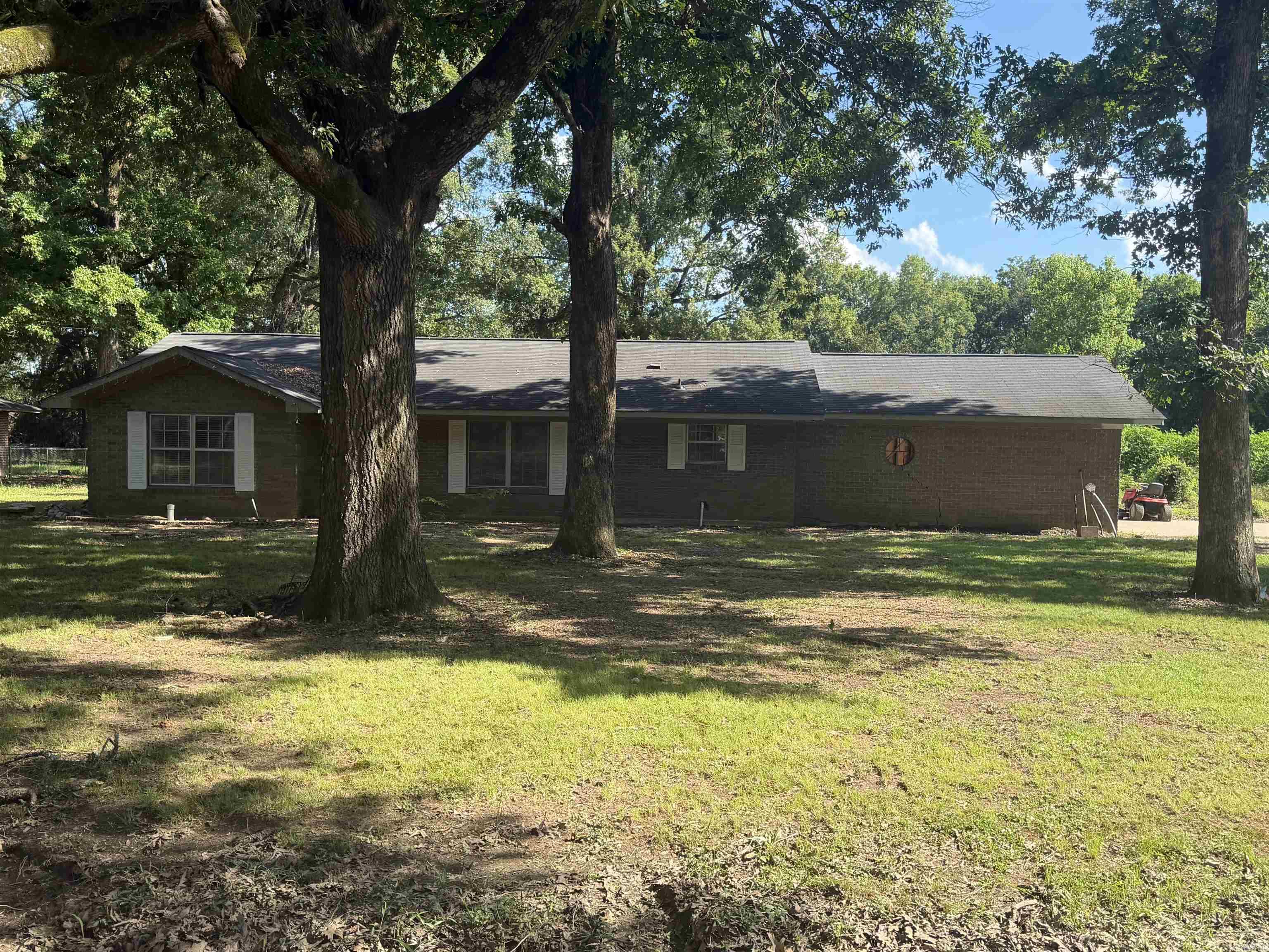 32 Shannon  McGehee, AR
