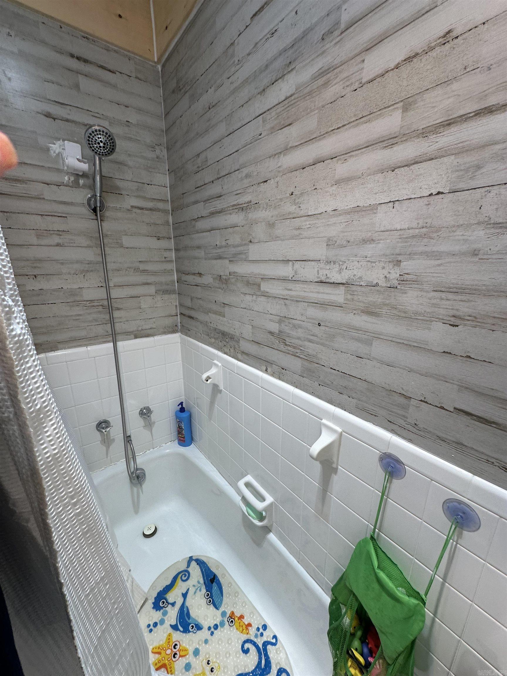 32 Shannon  McGehee, AR