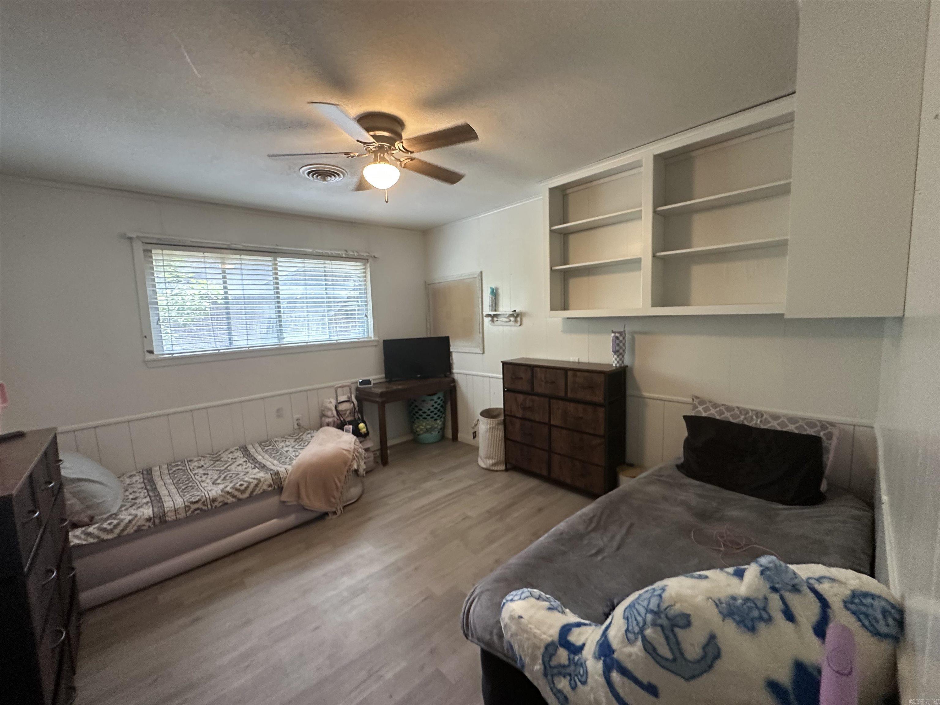 32 Shannon  McGehee, AR