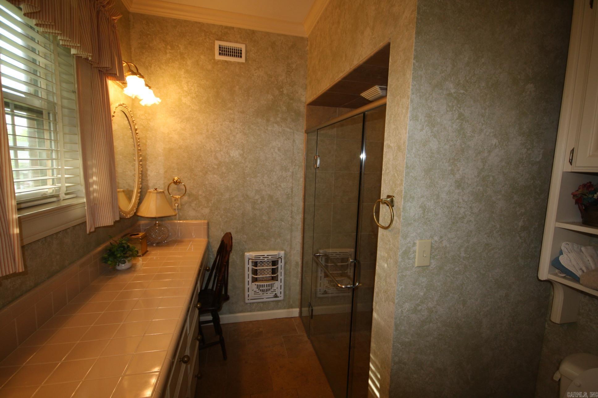 524 W Sypert Street Nashville, AR 71852