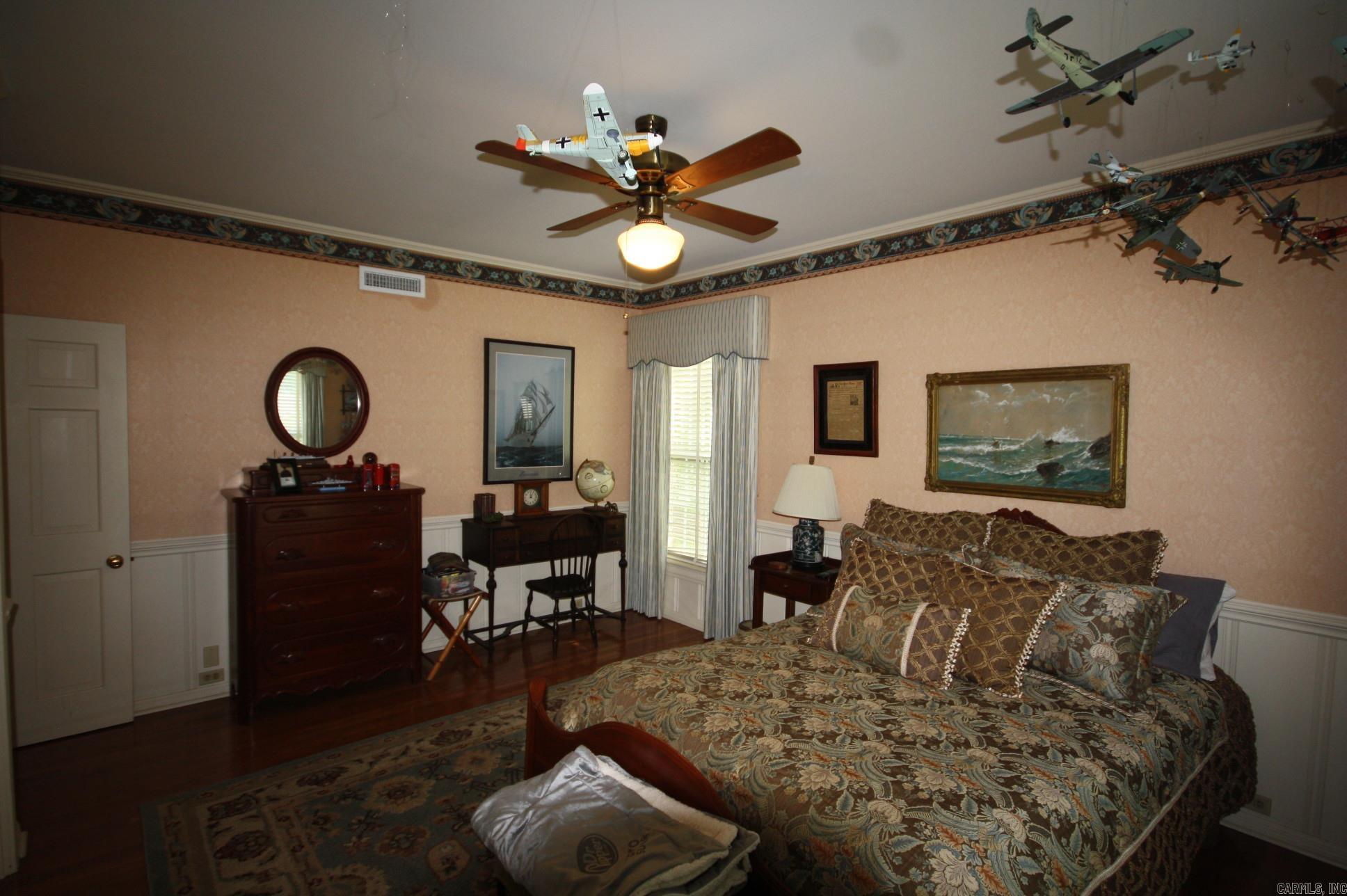 524 W Sypert Street Nashville, AR 71852