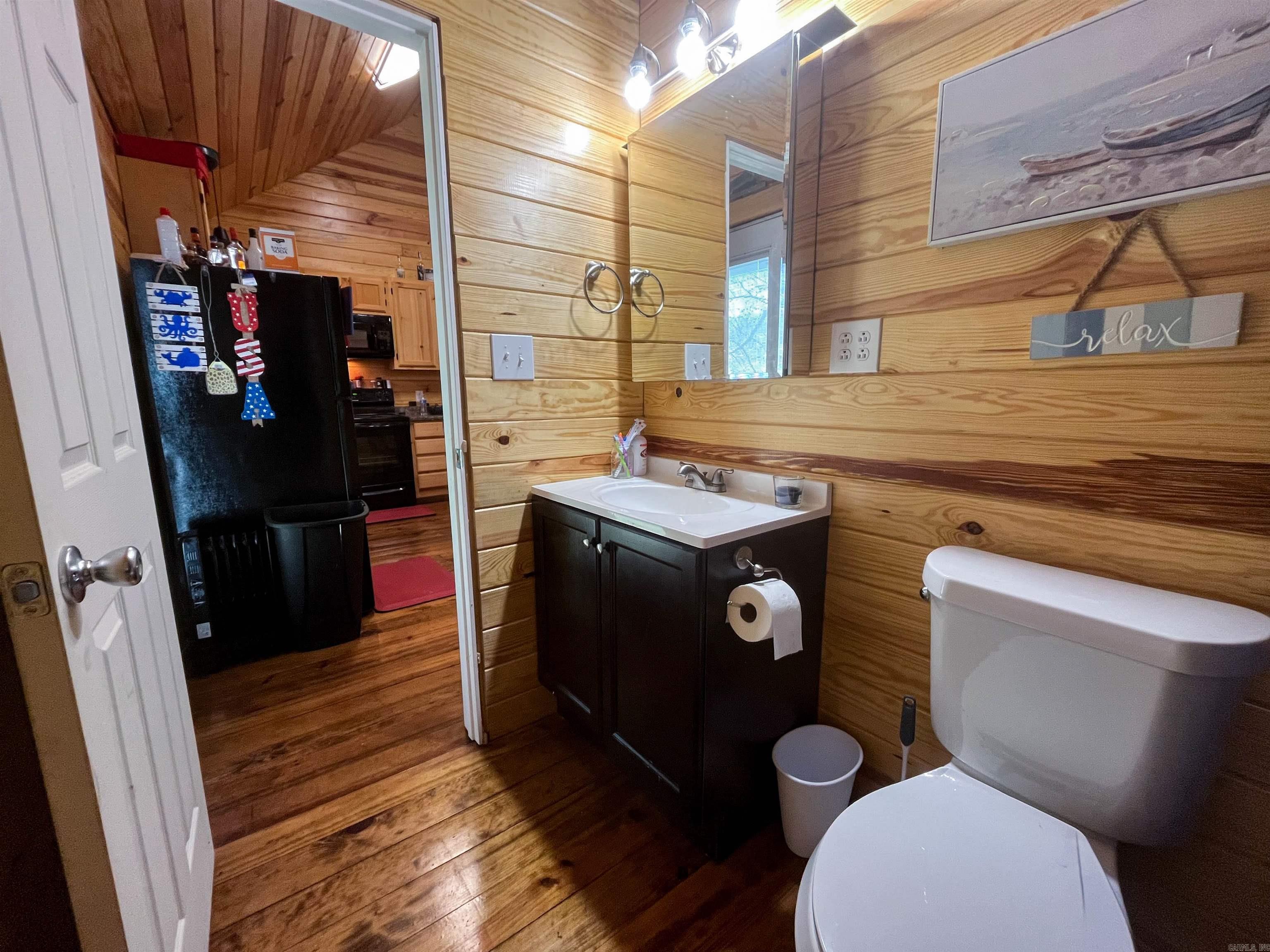 213 Spring Lake Dr  Mammoth Spring, AR