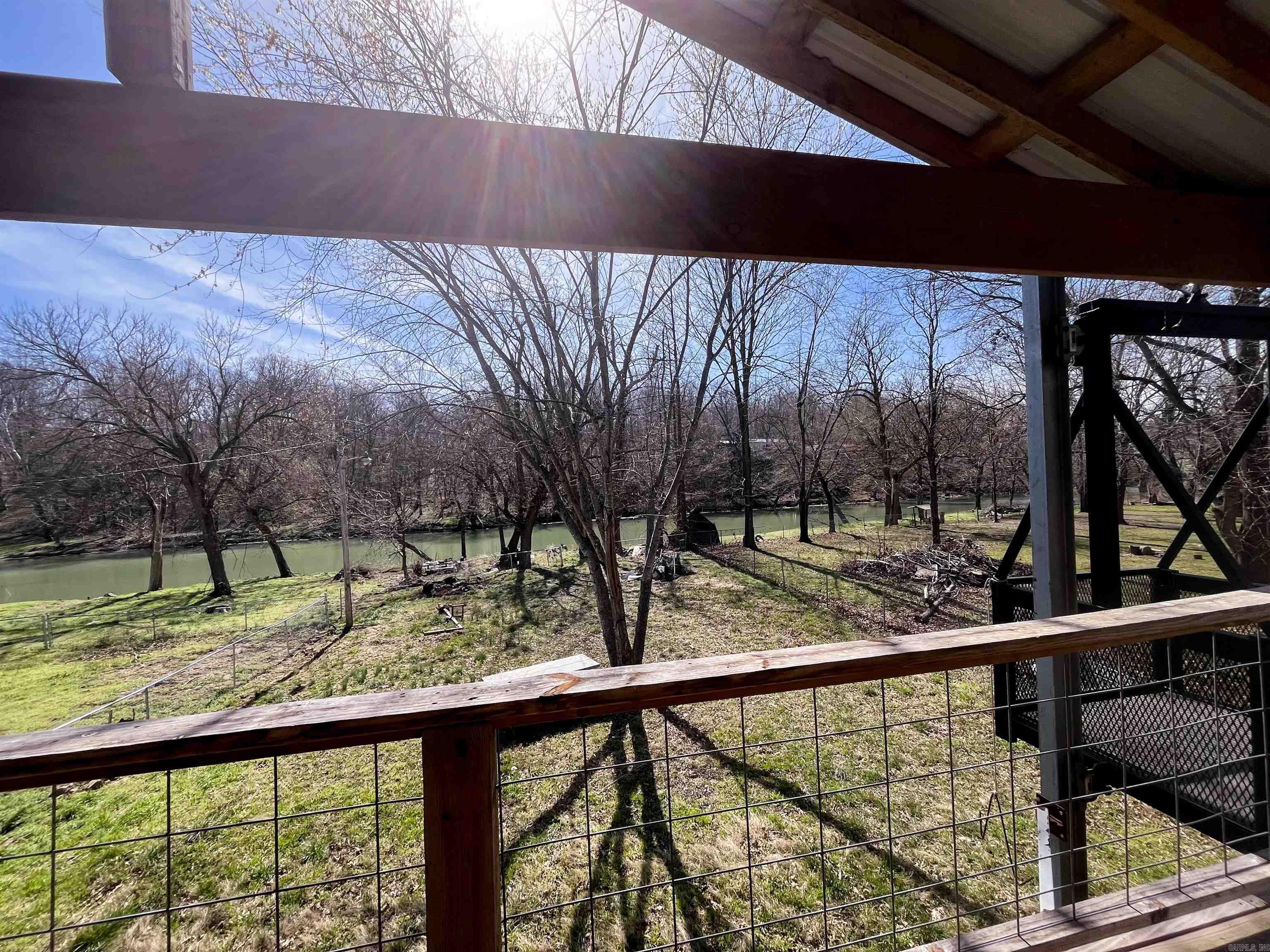 213 Spring Lake Dr  Mammoth Spring, AR