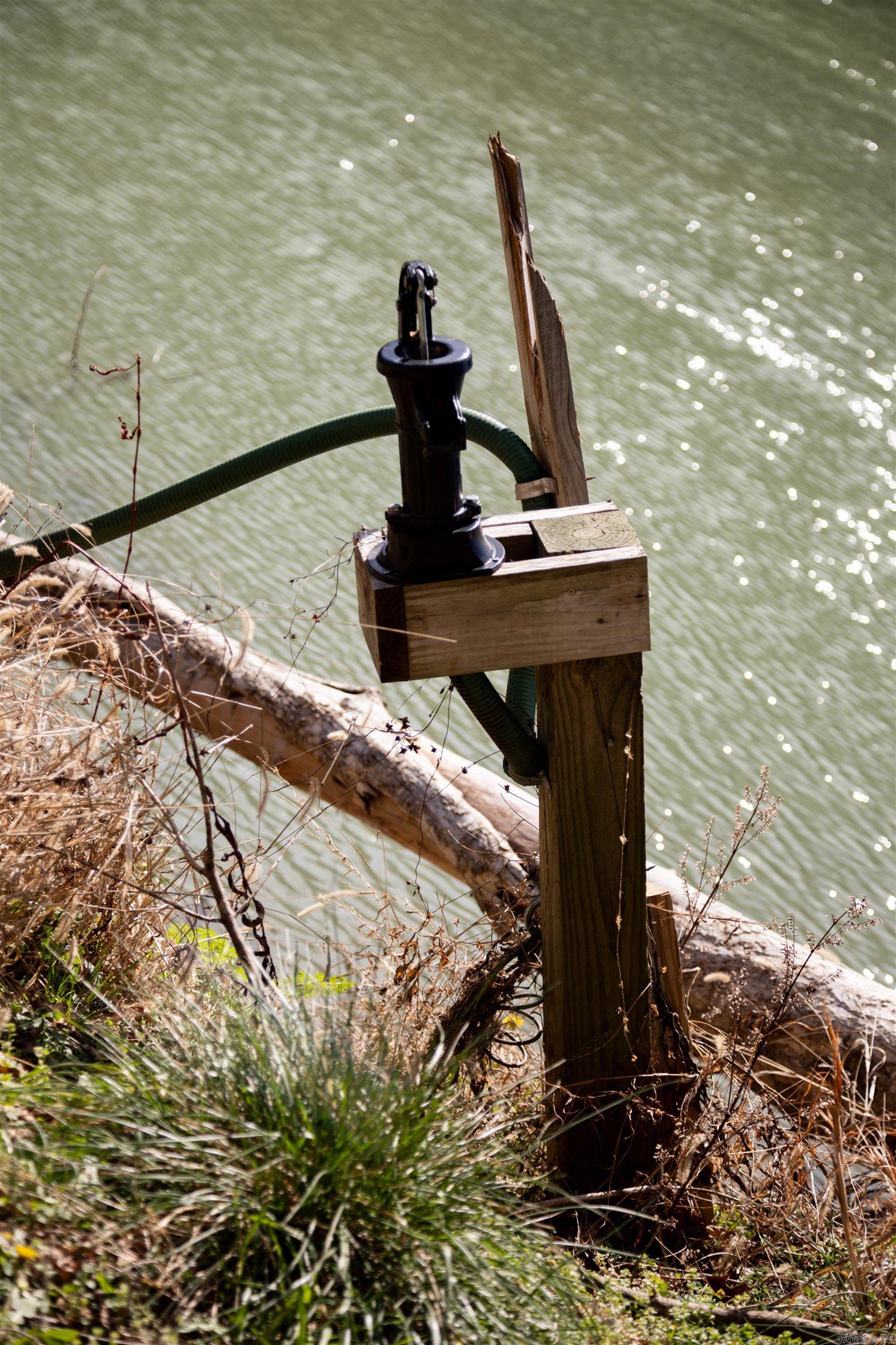 213 Spring Lake Dr  Mammoth Spring, AR