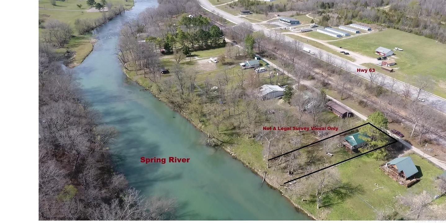 213 Spring Lake Dr Mammoth Spring, AR 72554