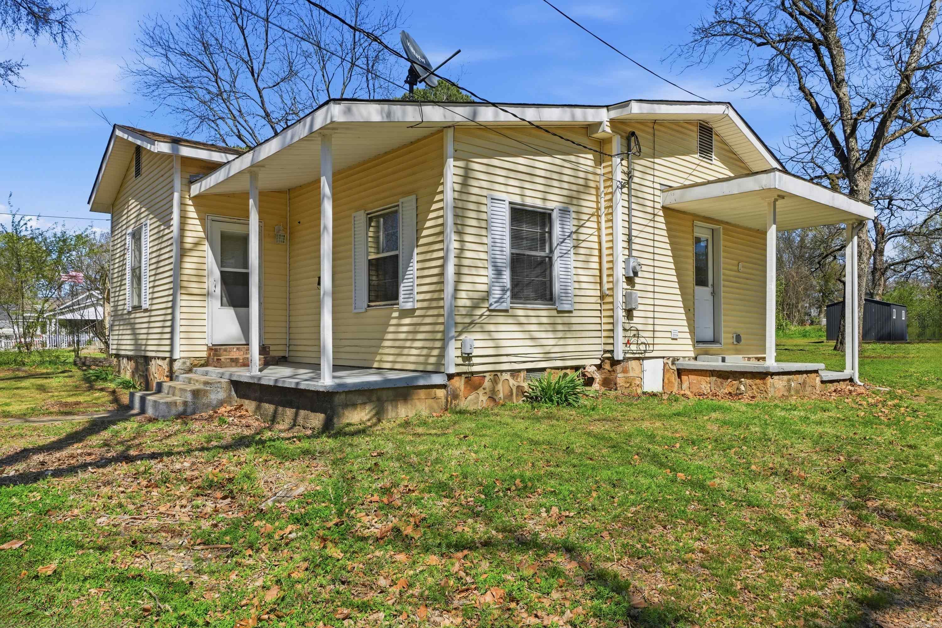 202 N Griffin Street  Morrilton, AR