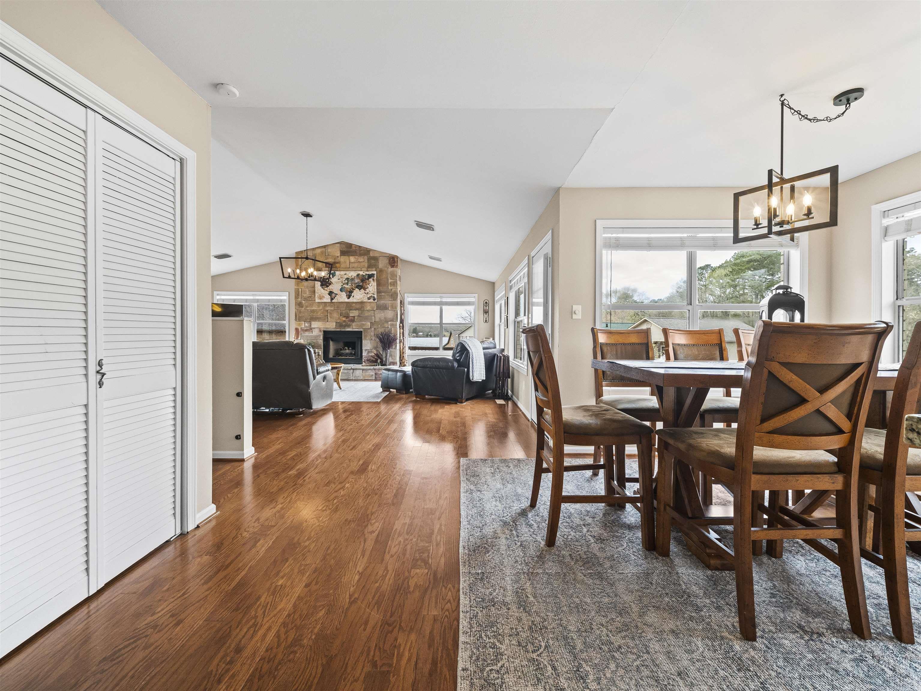 114 Newman  Hot Springs, AR