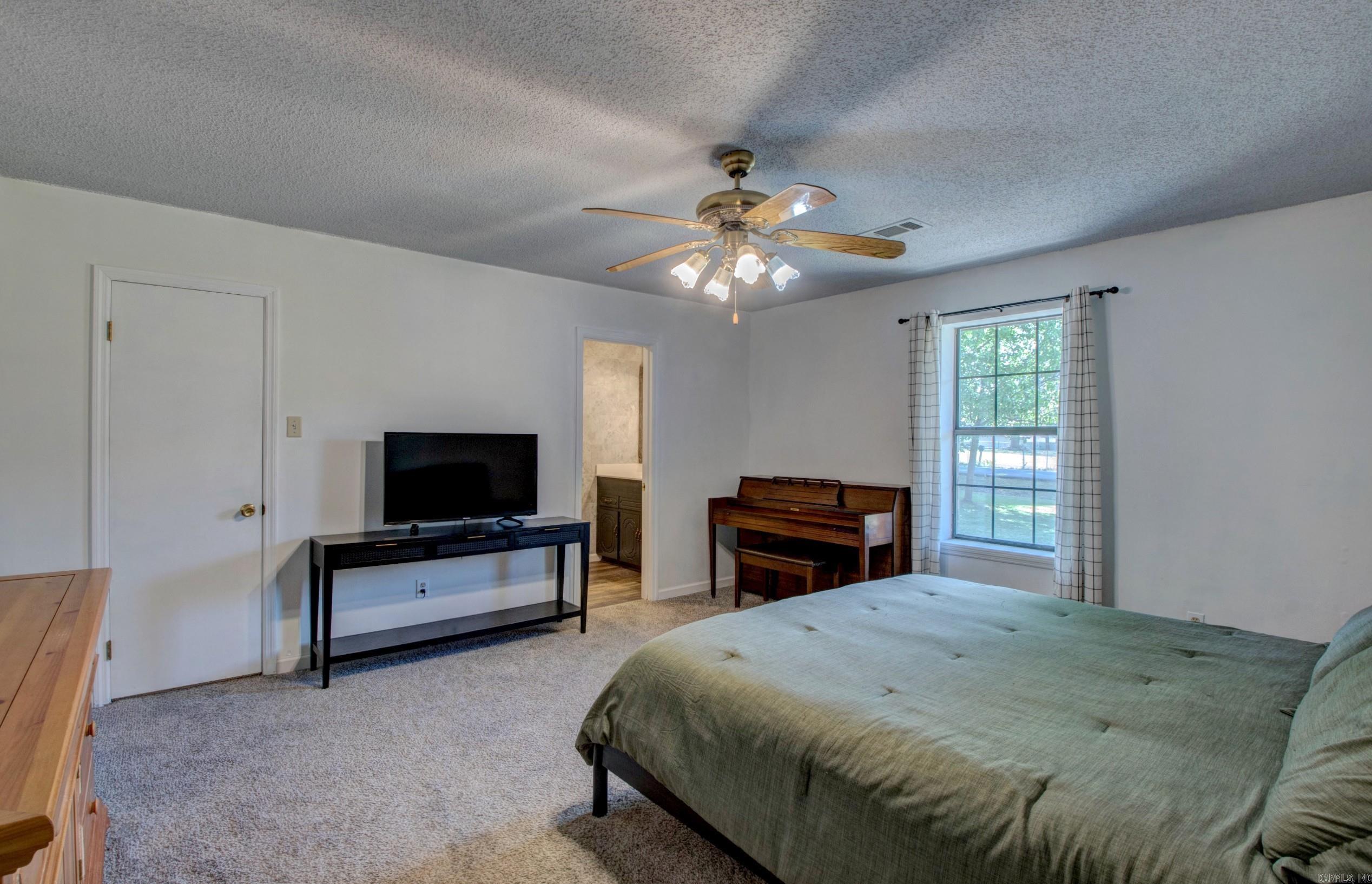 38 Country Wood  Cabot, AR