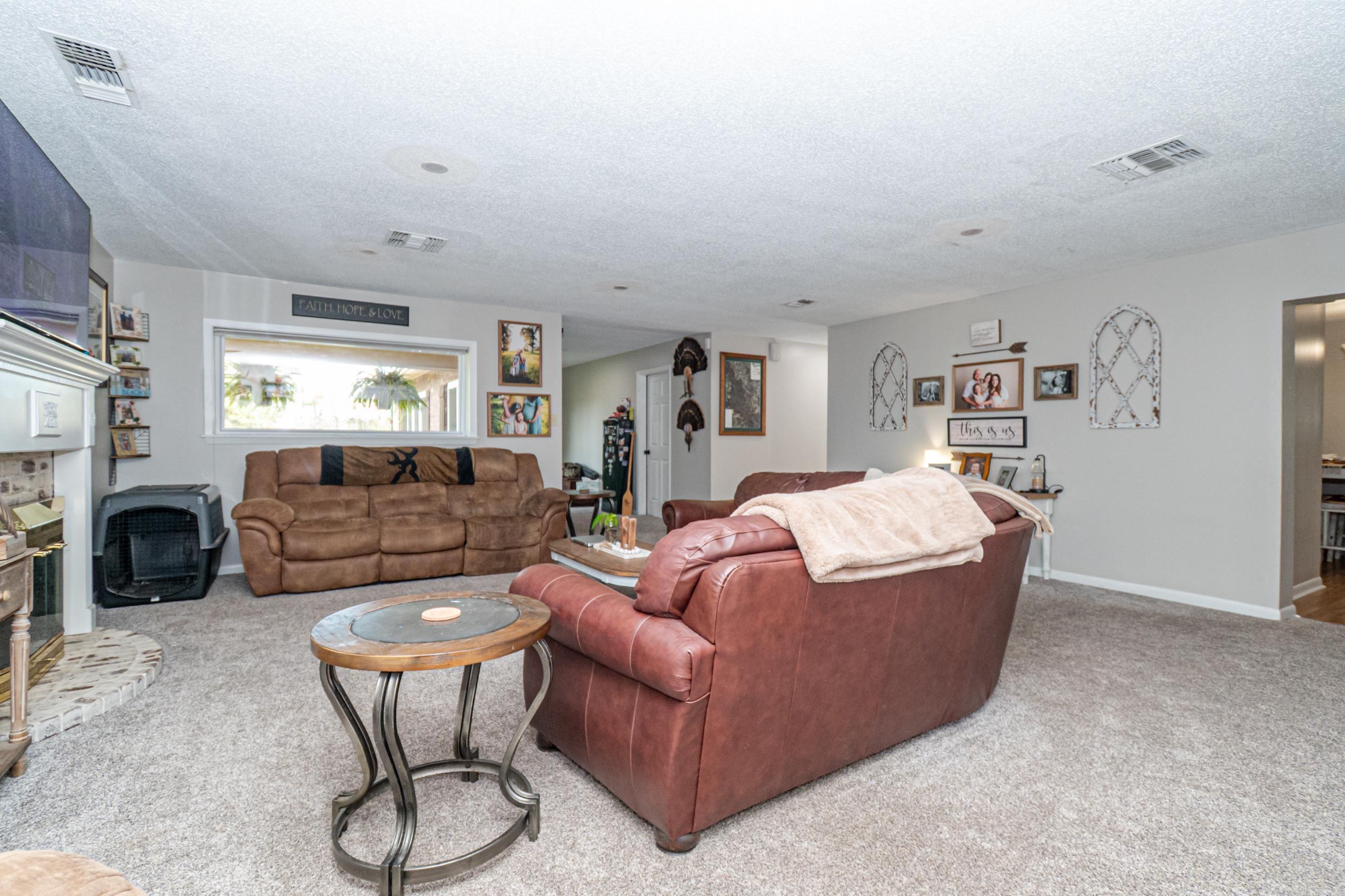 286 Woodland Dr  Junction City, AR