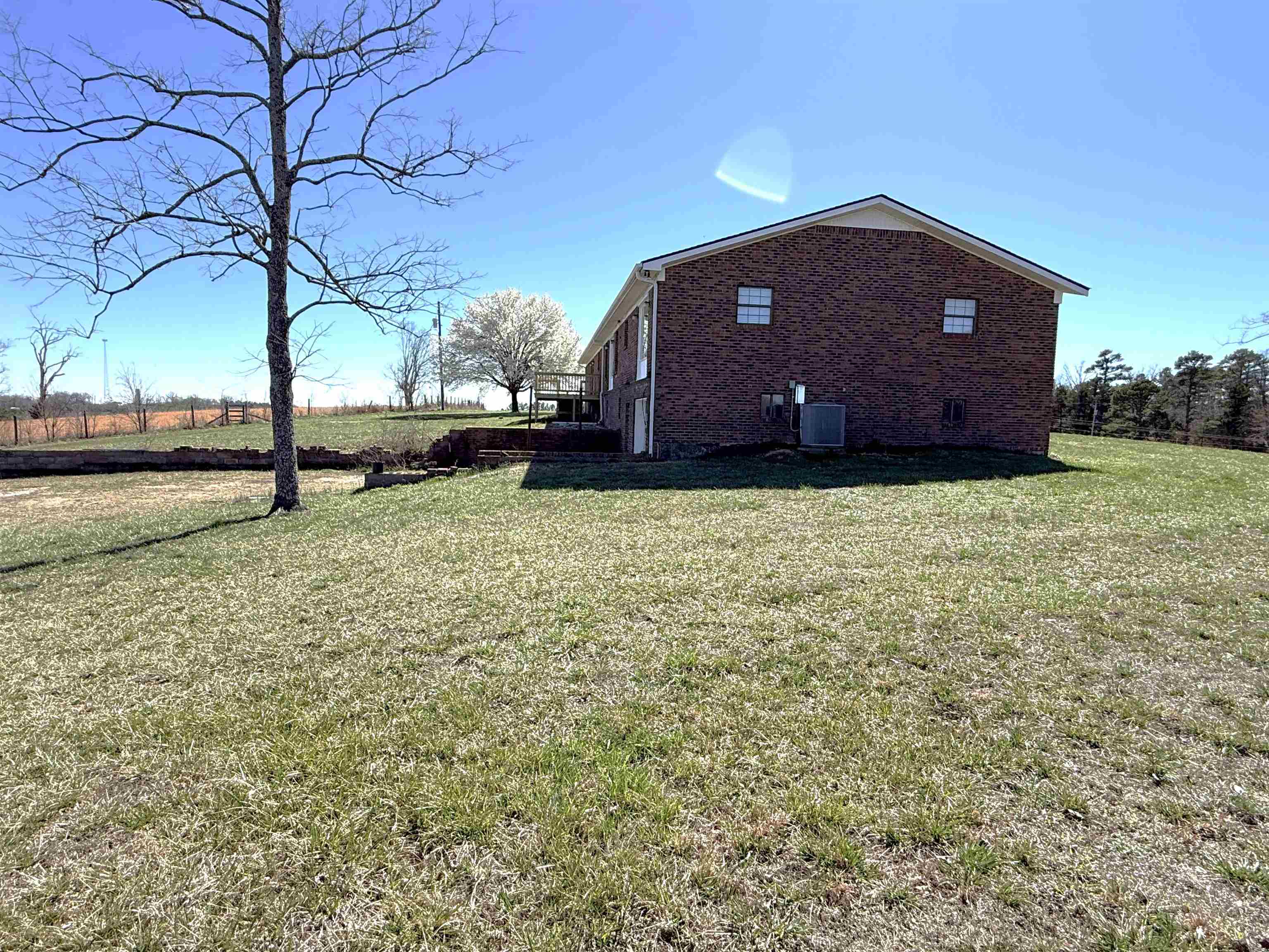 81 AR 58 Spur Hwy Melbourne, AR 72556