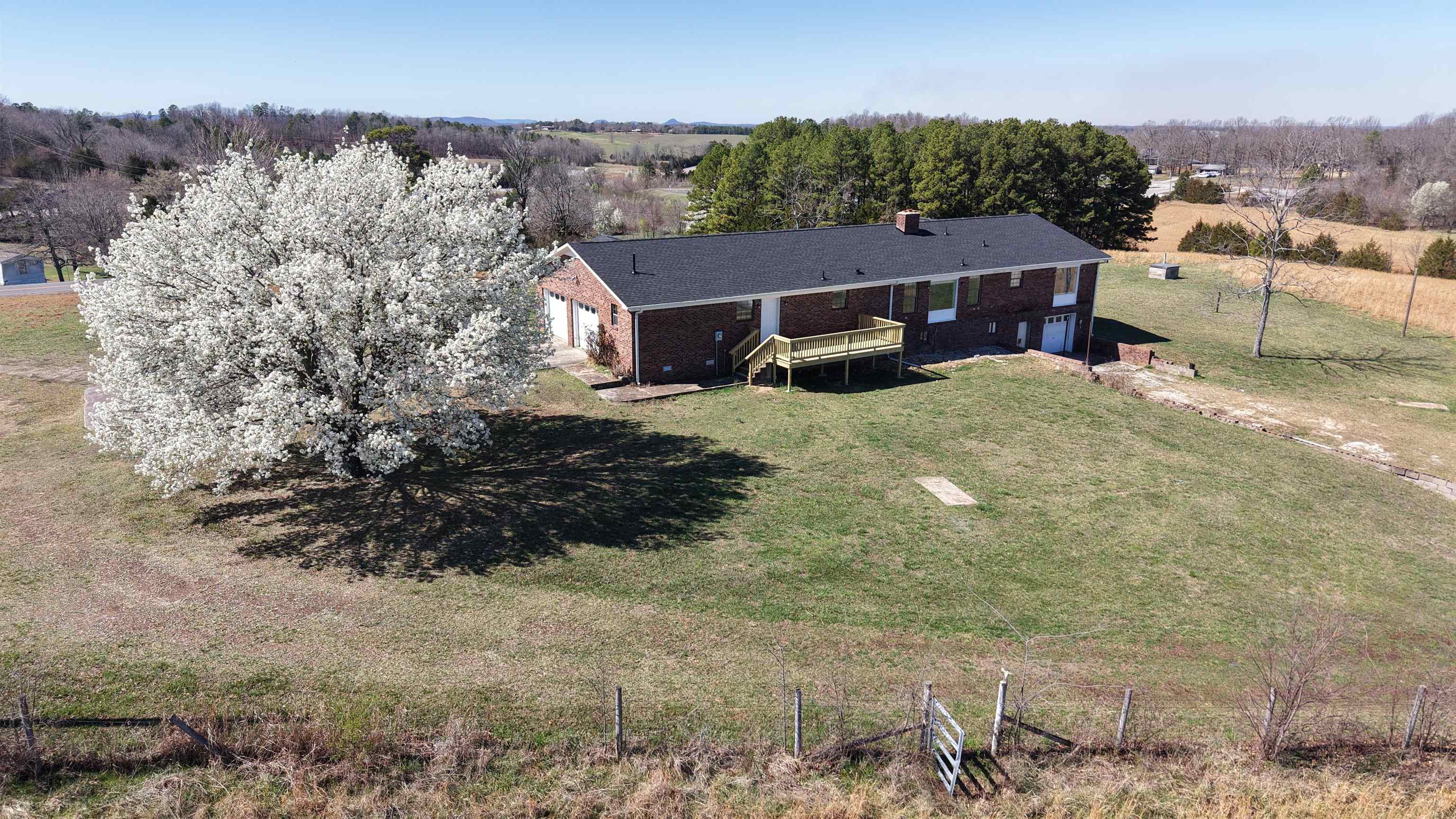 81 AR 58 Spur Hwy Melbourne, AR 72556