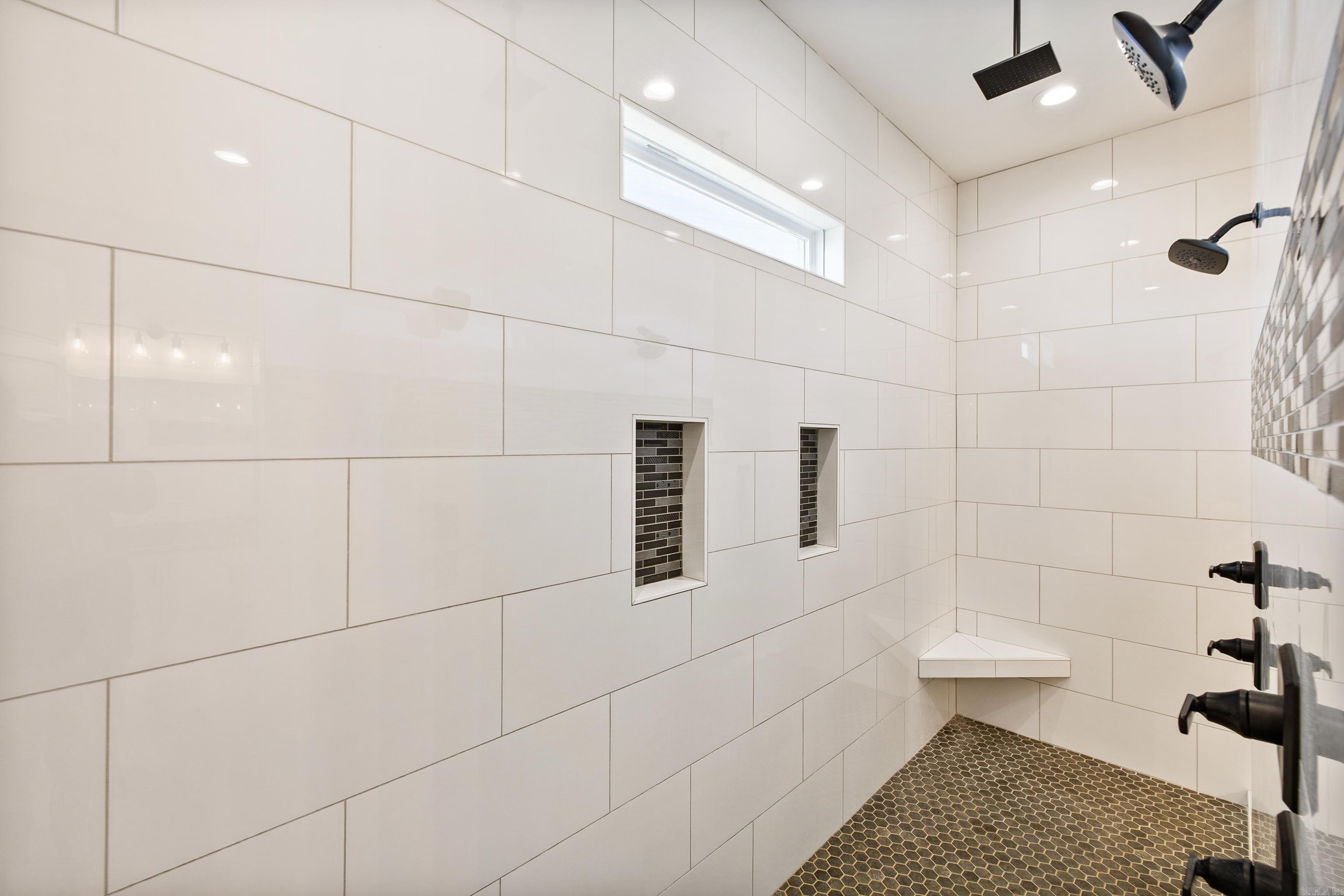 9103 Red Barn  Alexander, AR