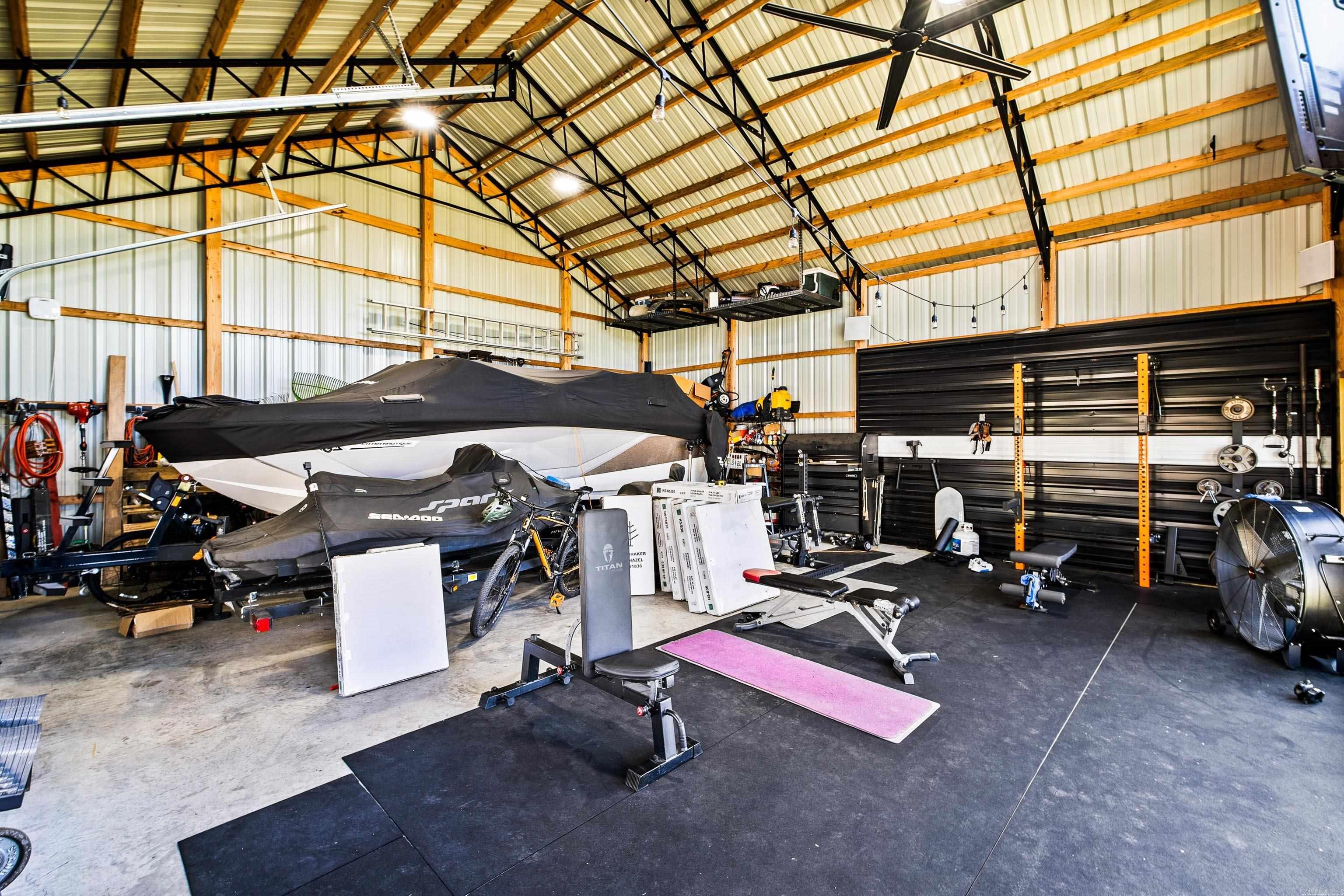 9103 Red Barn  Alexander, AR