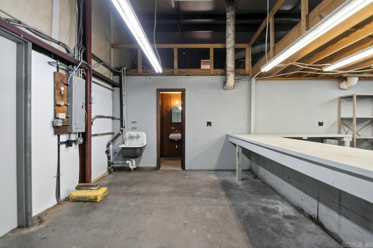 15522 W South St  Benton, AR