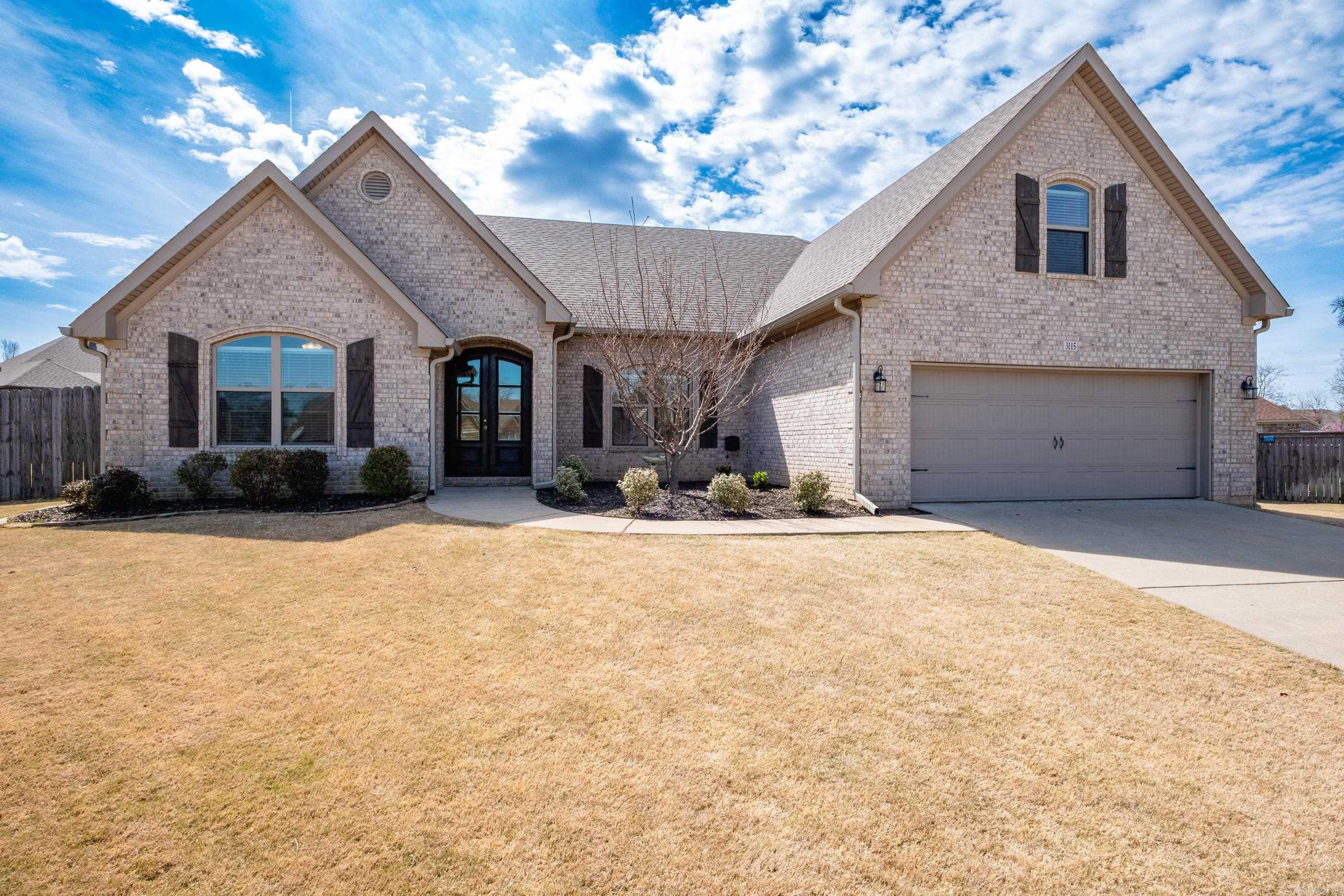 3115 Tobiano  Benton, AR