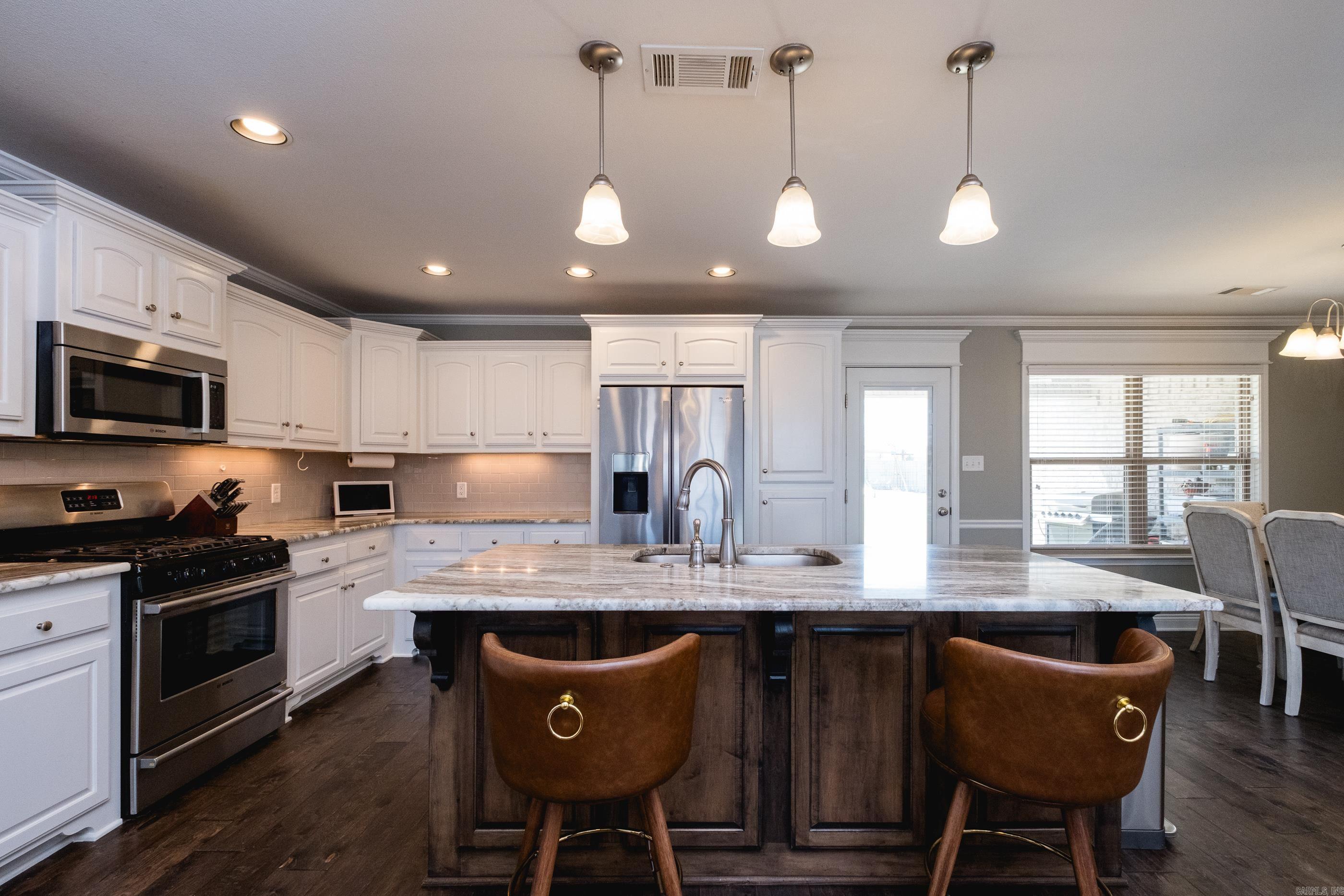 3115 Tobiano  Benton, AR