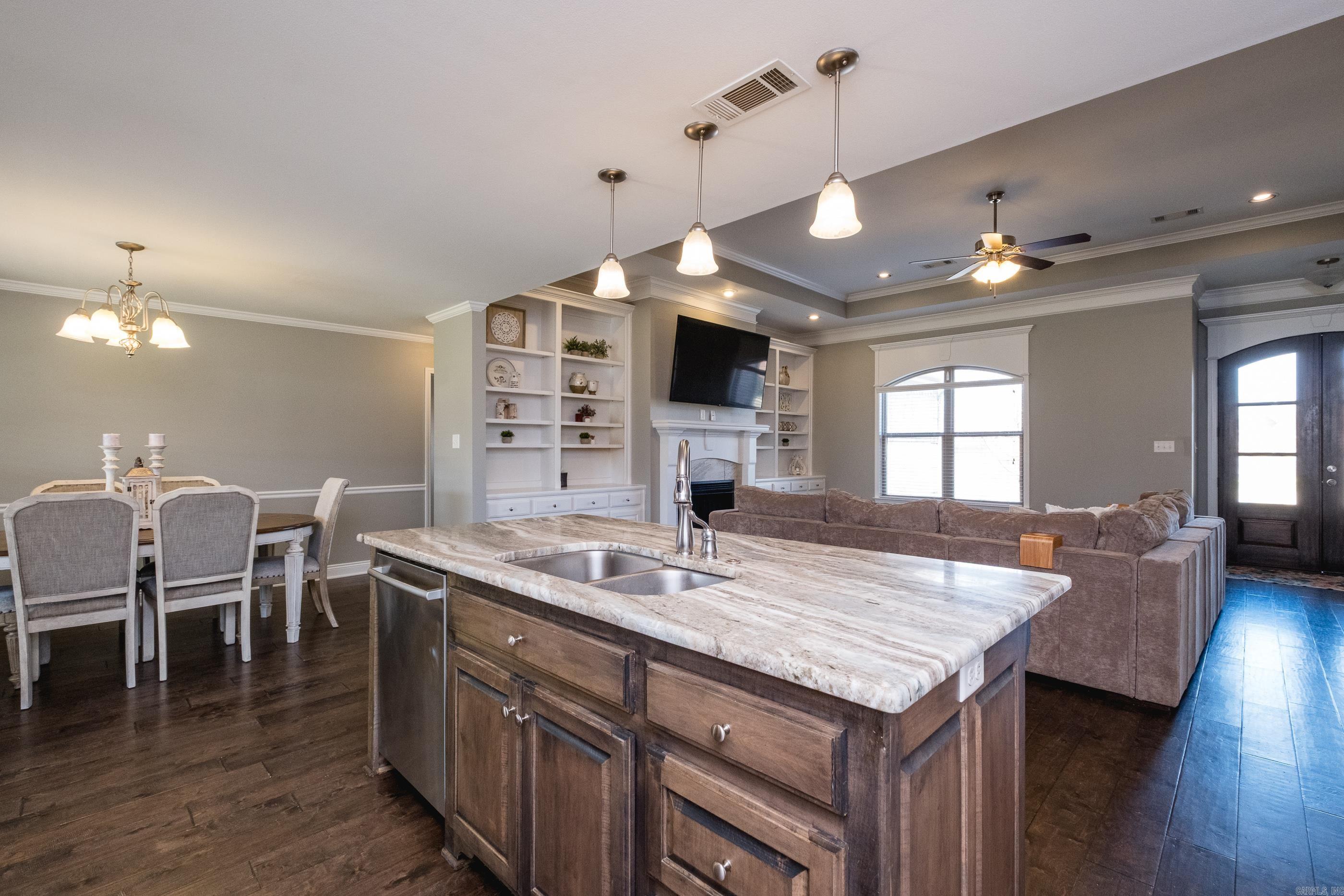 3115 Tobiano  Benton, AR