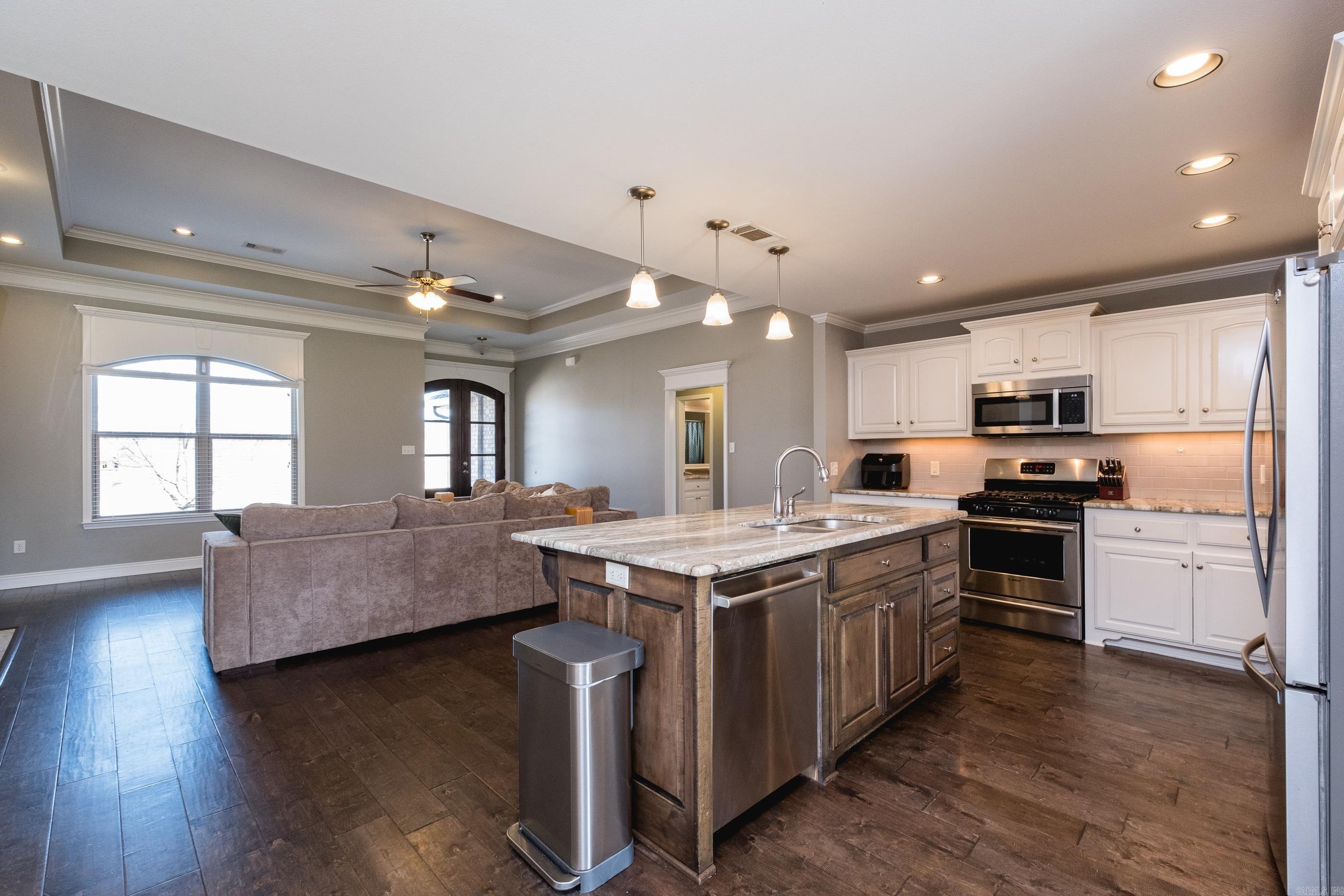 3115 Tobiano  Benton, AR