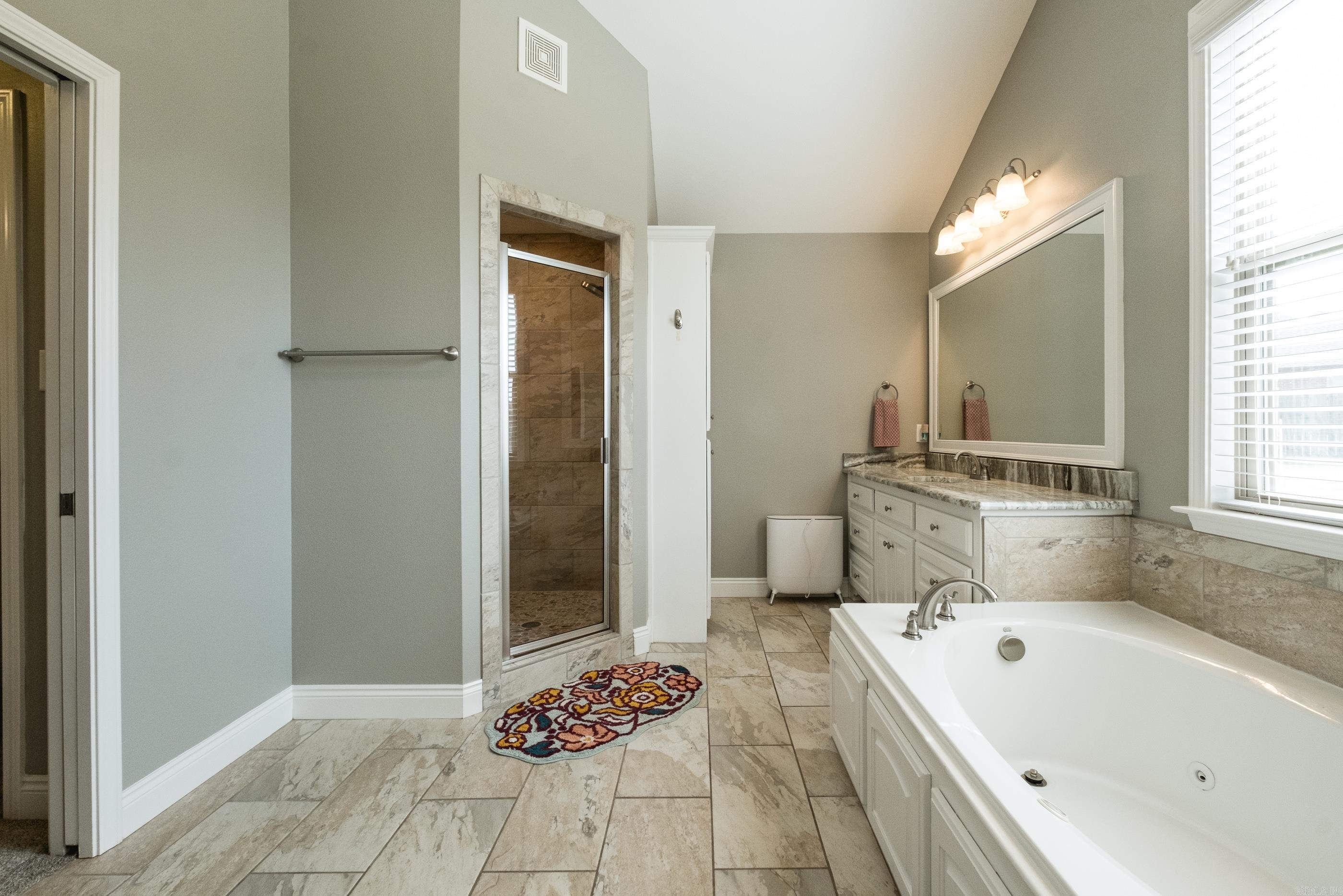 3115 Tobiano  Benton, AR