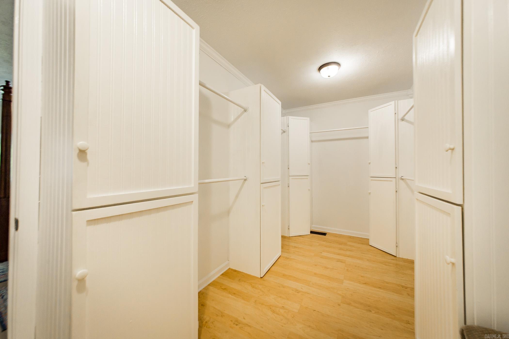 842 Dave Creek  Fairfield Bay, AR