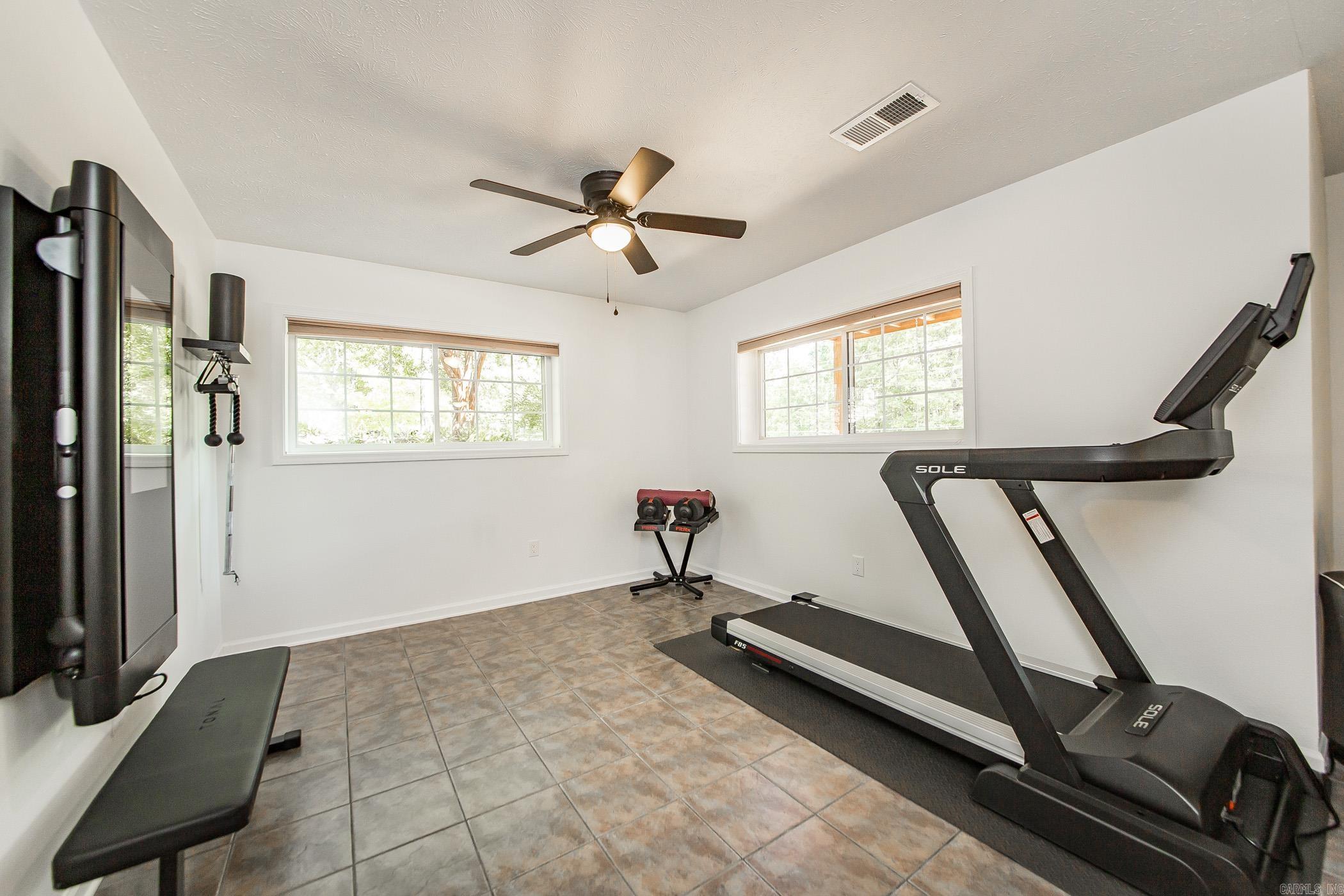 842 Dave Creek  Fairfield Bay, AR