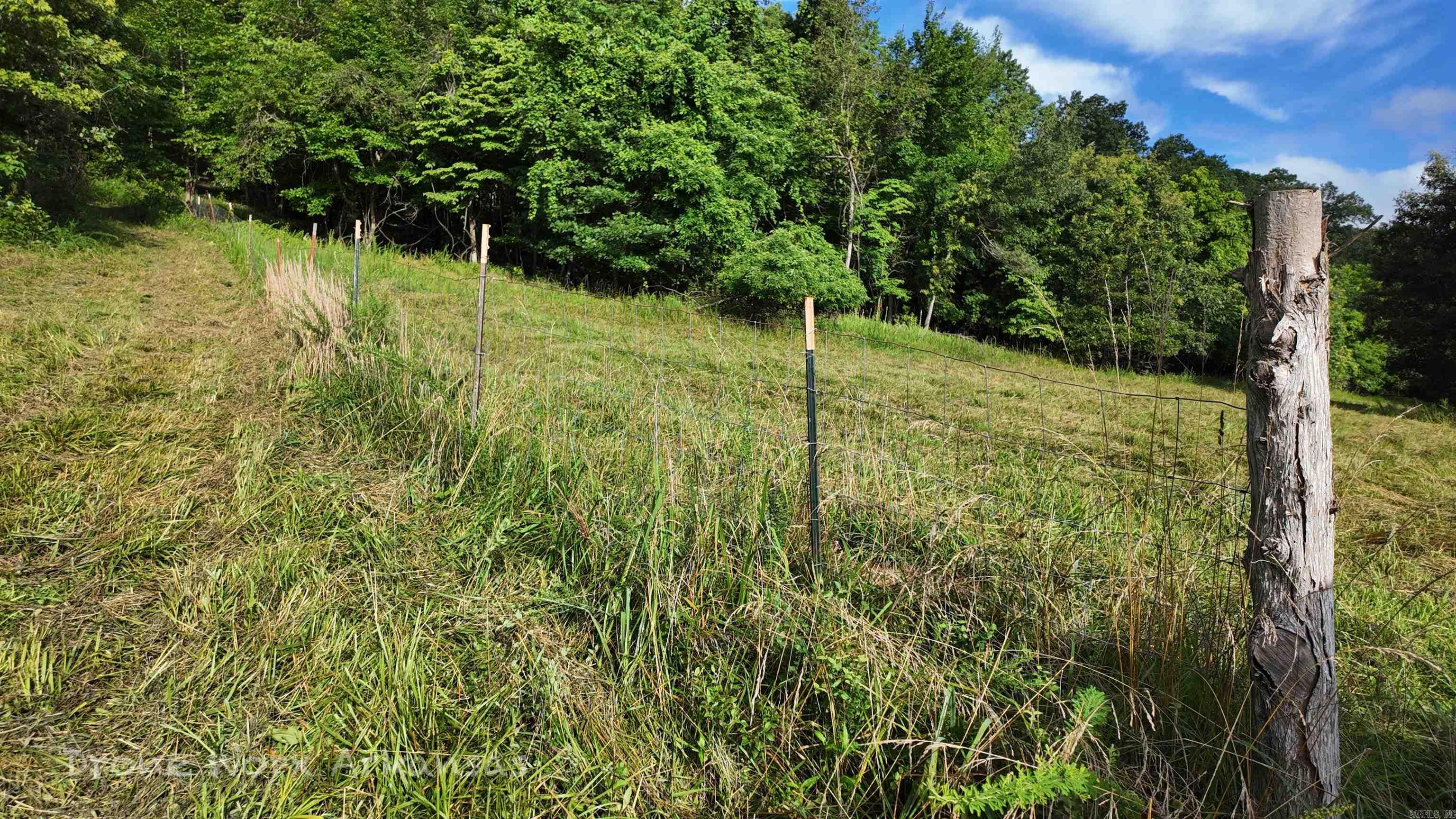 000 Meadow Crest  Everton, AR