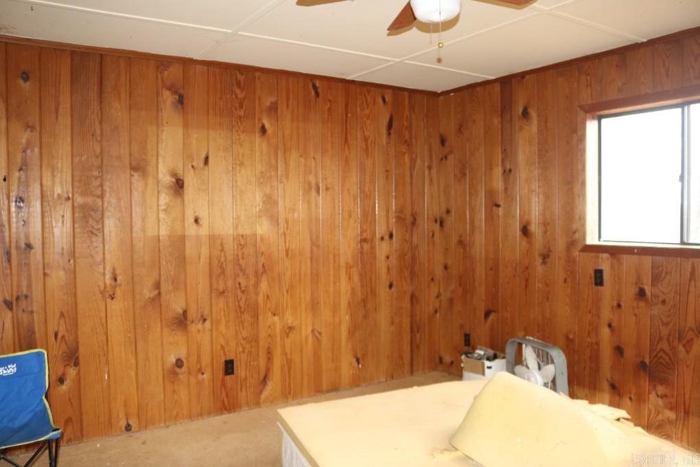 826 Crooked Creek  Mountain View, AR